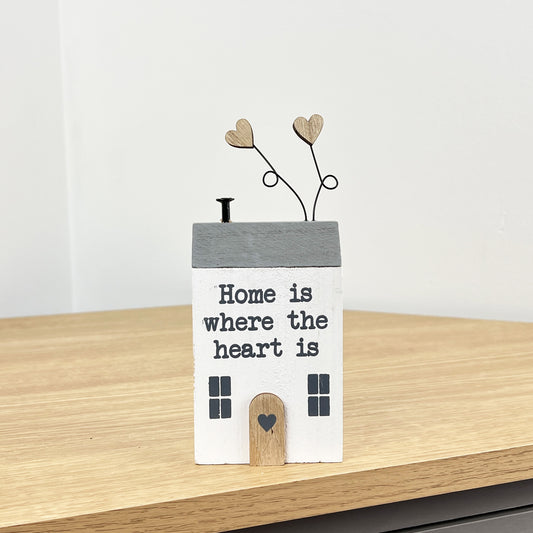 Cute Rustic House Ornament - 'Home Is Where The Heart Is' Sentimental Block / Sign