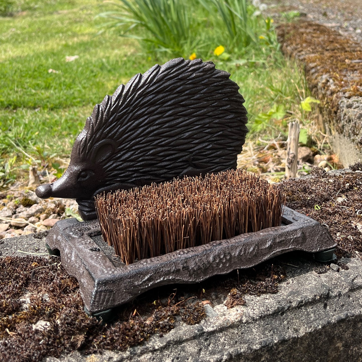Hedgehog Boot Scraper – Cast Iron