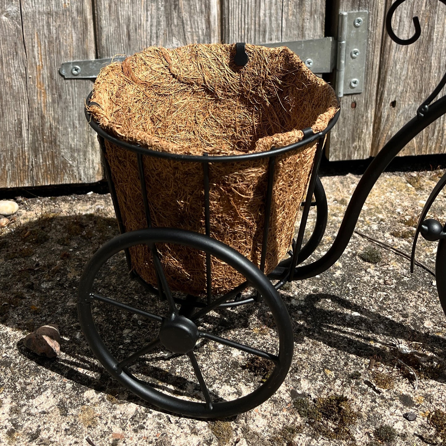 40cm Black Tricycle Plant Pot Planter - Metal