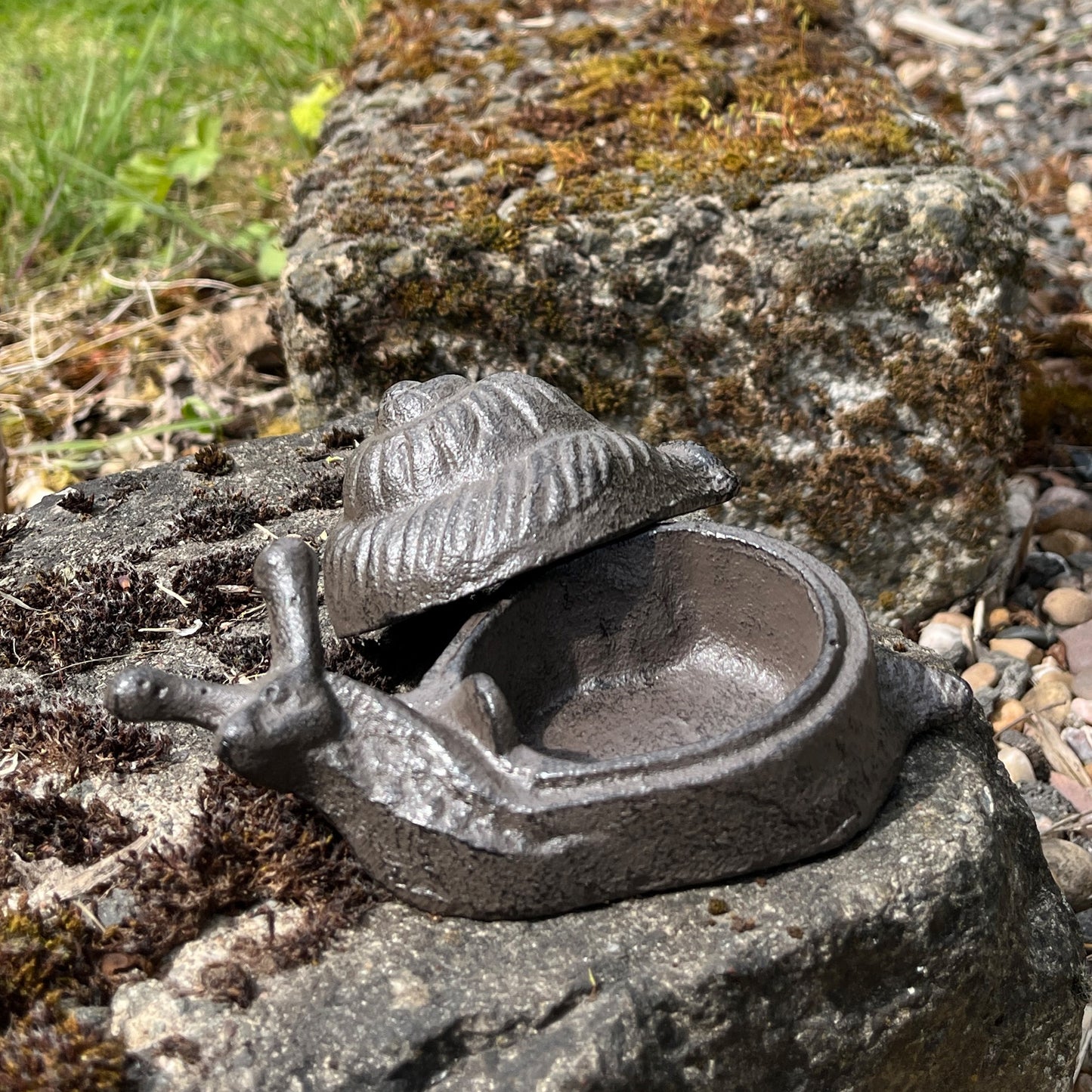 Snail Key Box Garden Ornament – Cast Iron