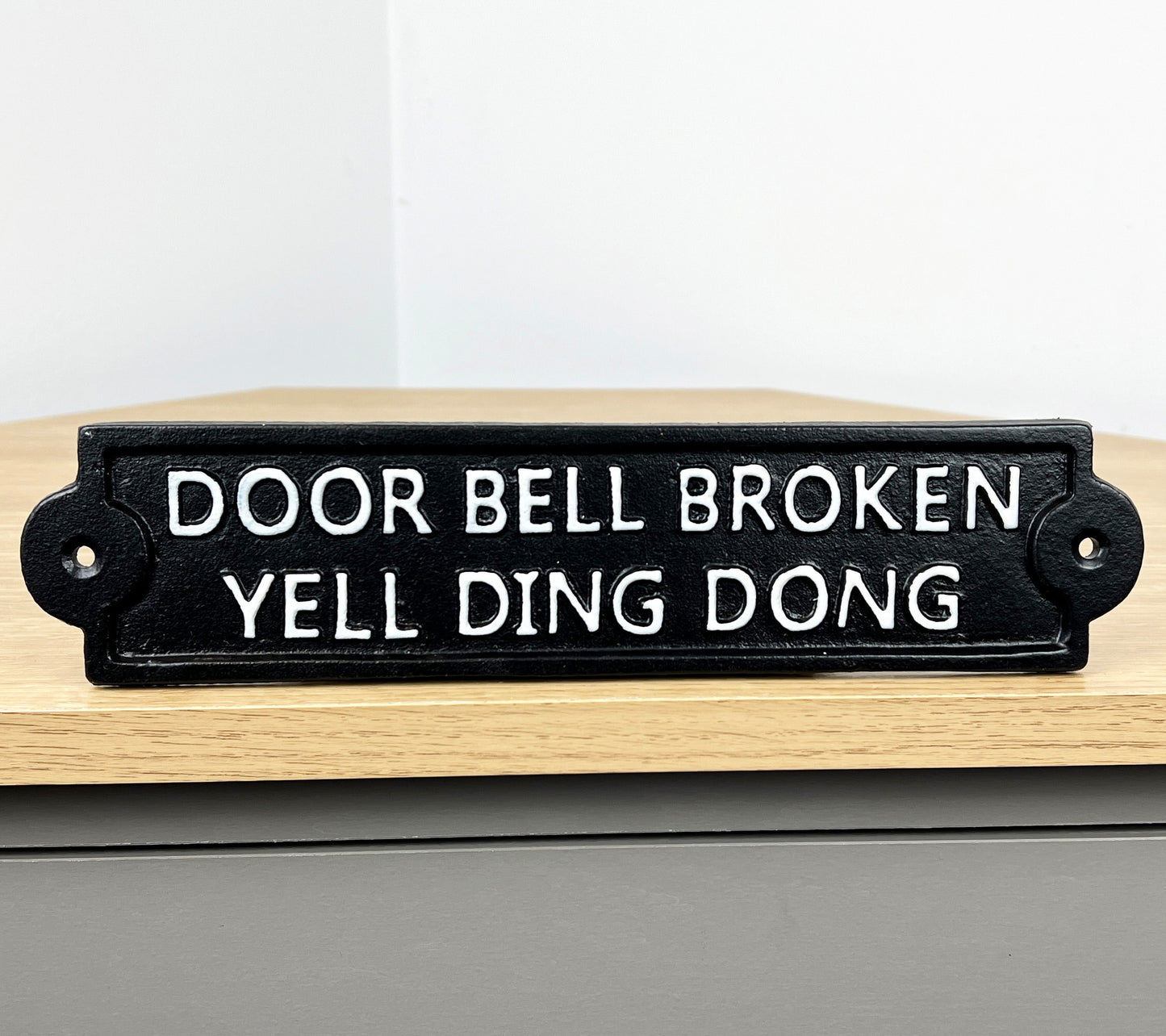'Door Bell Broken Yell Ding Dong' Cast Iron Wall Sign / Plaque