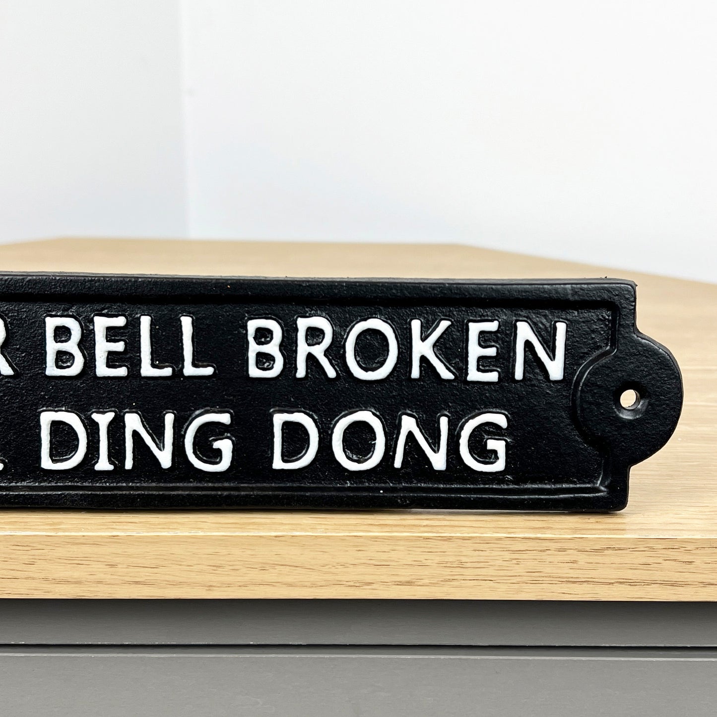 'Door Bell Broken Yell Ding Dong' Cast Iron Wall Sign / Plaque