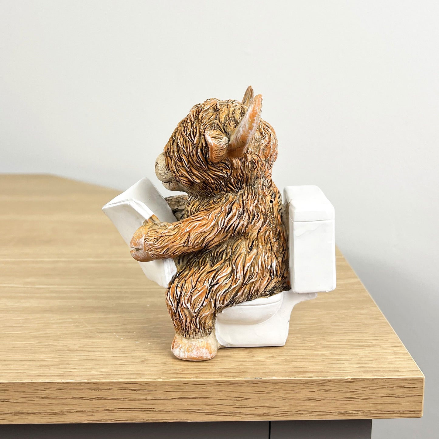 11.5cm Highland Cow on the Toilet Ornament - Resin