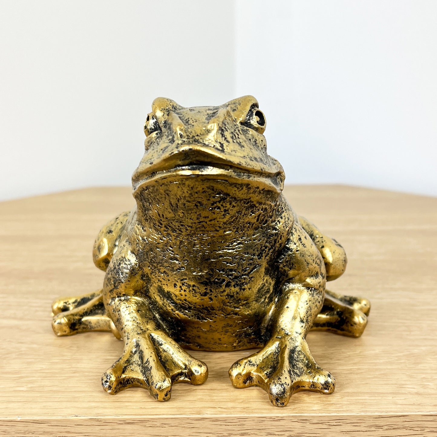 Frog Ornament – Gold