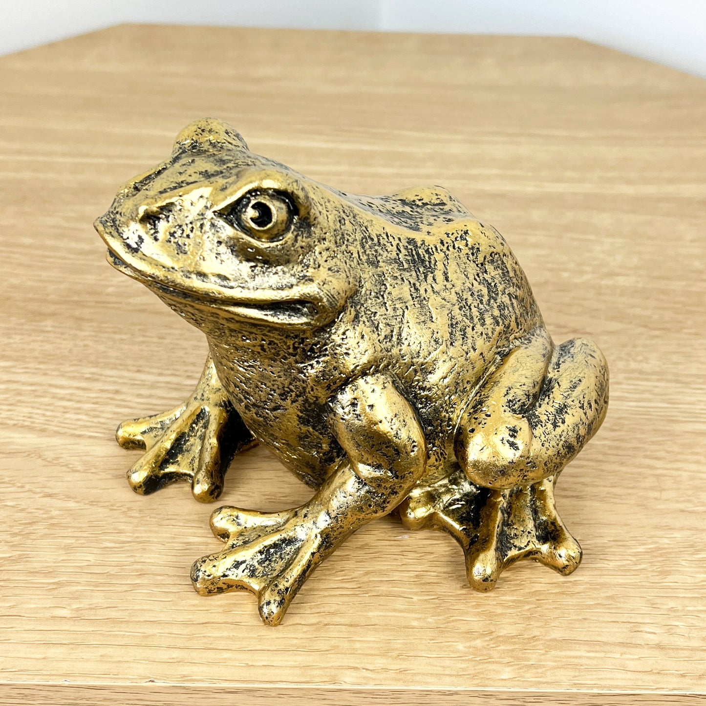 Frog Ornament – Gold