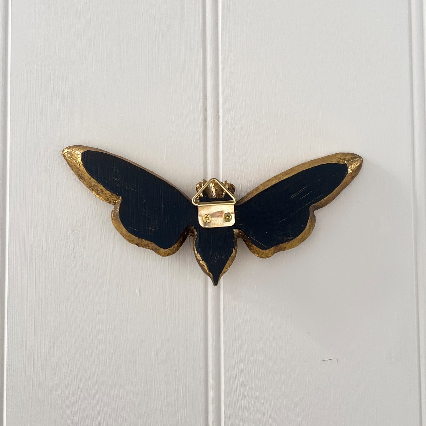 Rustic Wall Mounted Bee Decoration