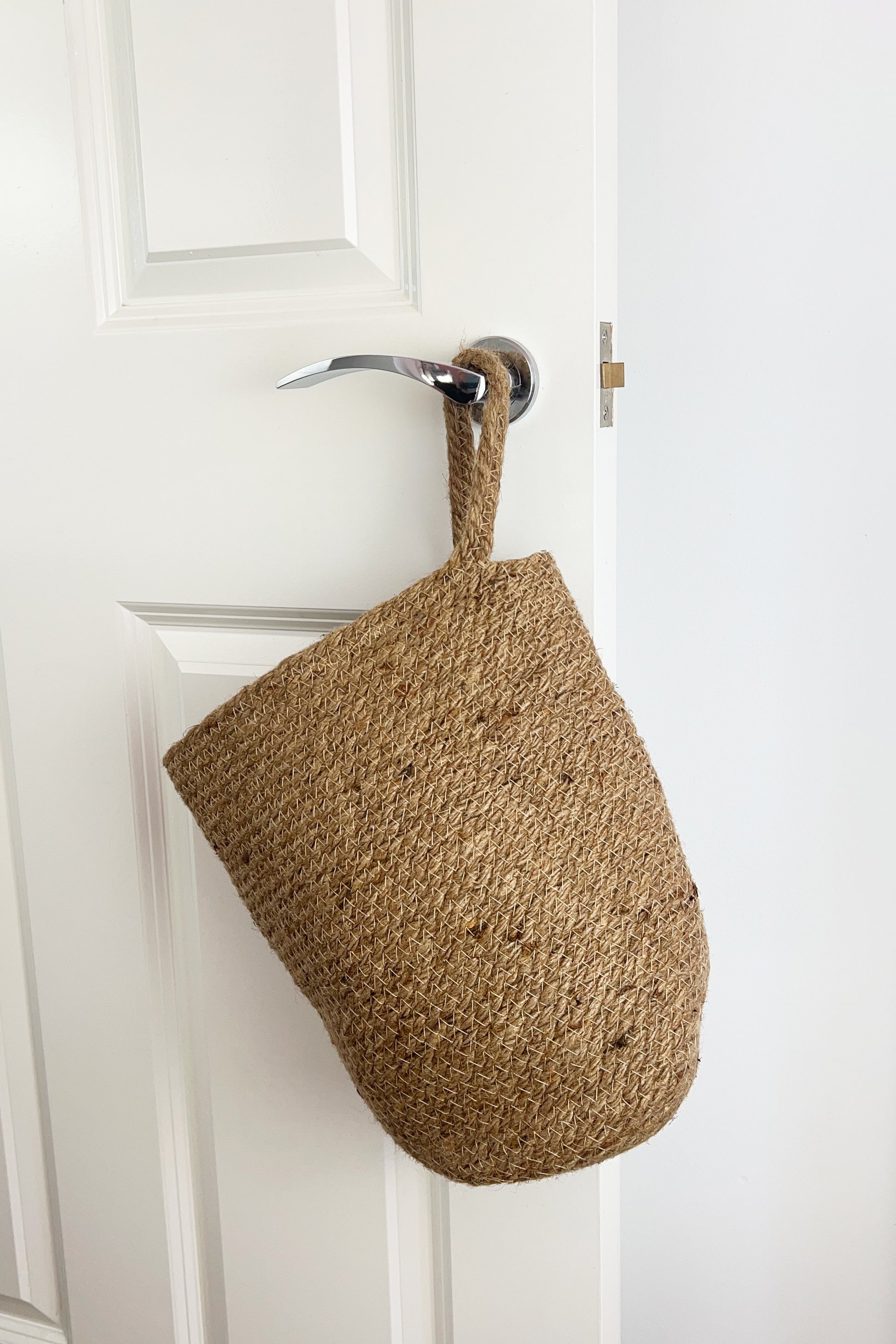 Woven Jute Hanging Storage Bag
