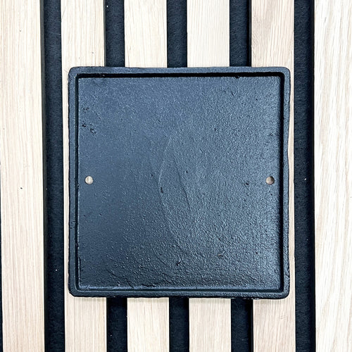 'Please Flush This Is Not Show and Tell' Funny Toilet Wall Sign / Plaque