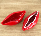 RedLipsOrnament-Inside