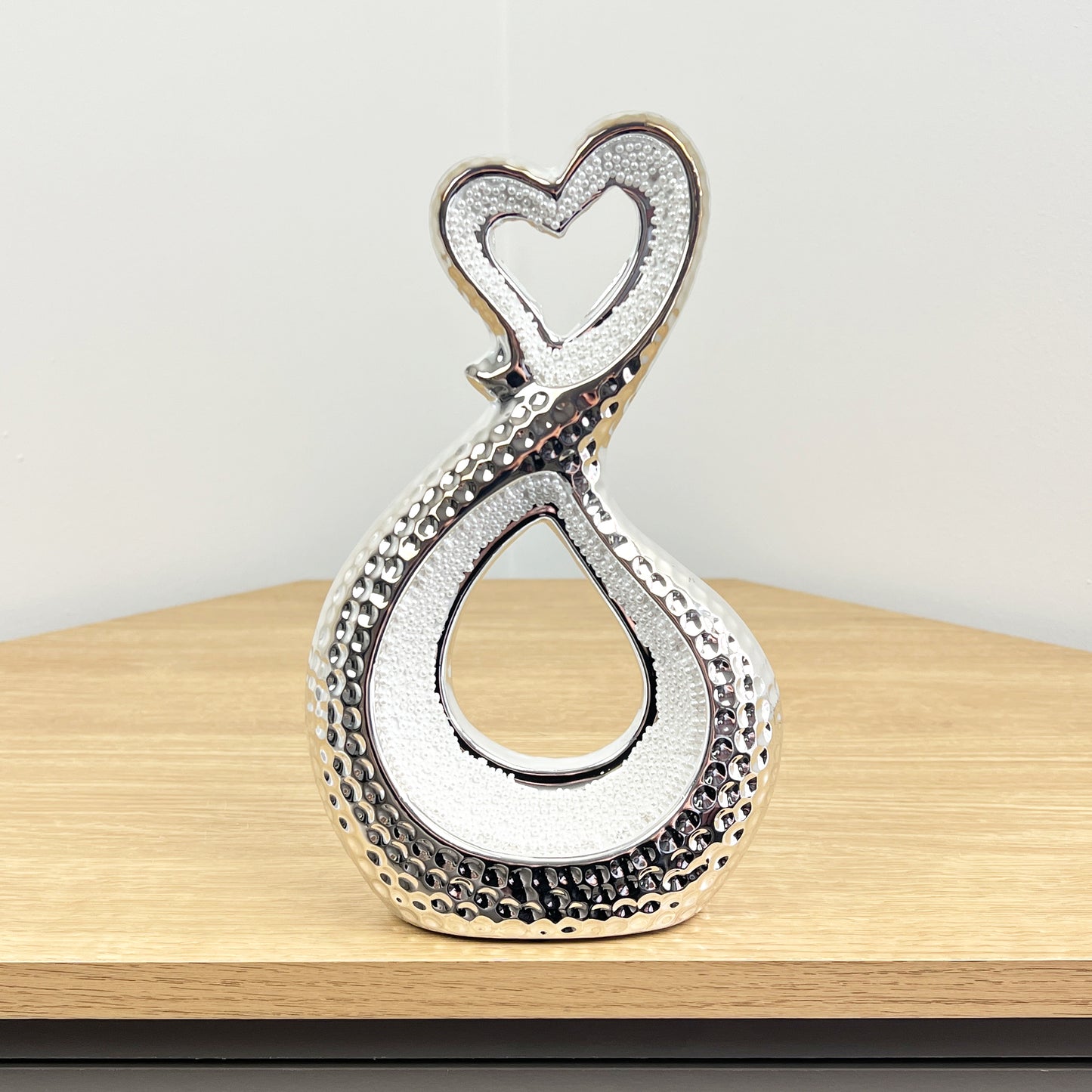 23cm Silver Abstract Pearl Heart Sculpture – Ceramic