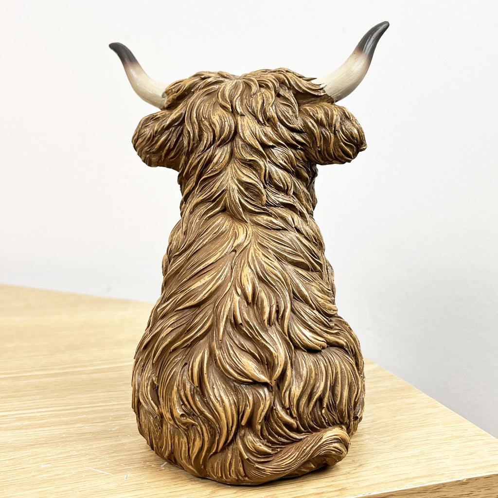 16cm Sitting Highland Cow Ornament - Resin