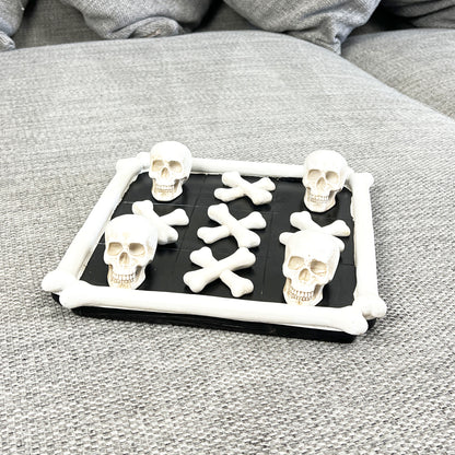 Skull & Crossbones Tic Tac Toe Game - Resin