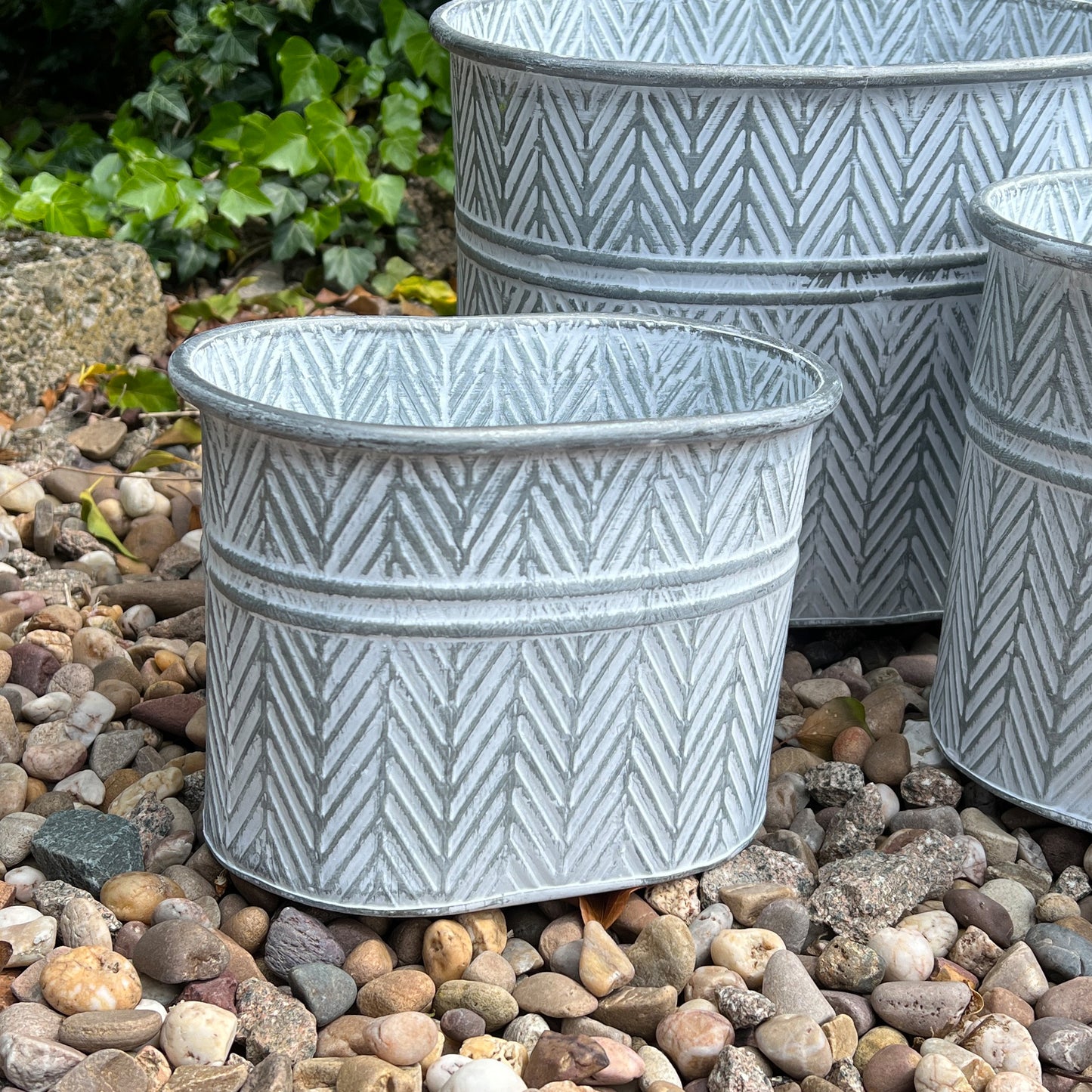 Set of 3 Oval Metal Planters - Chevron Pattern