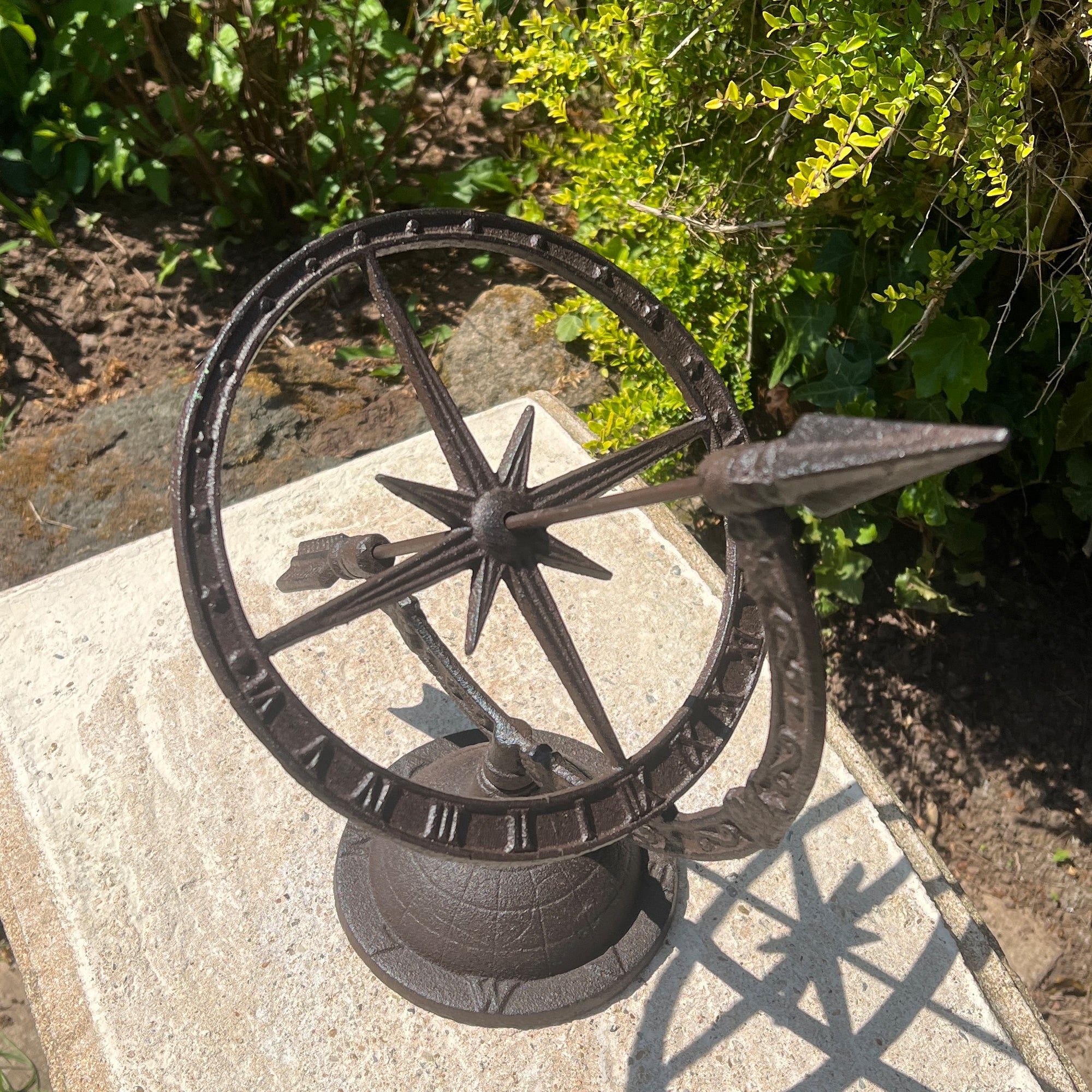 37cm Armillary Sundial – Cast Iron