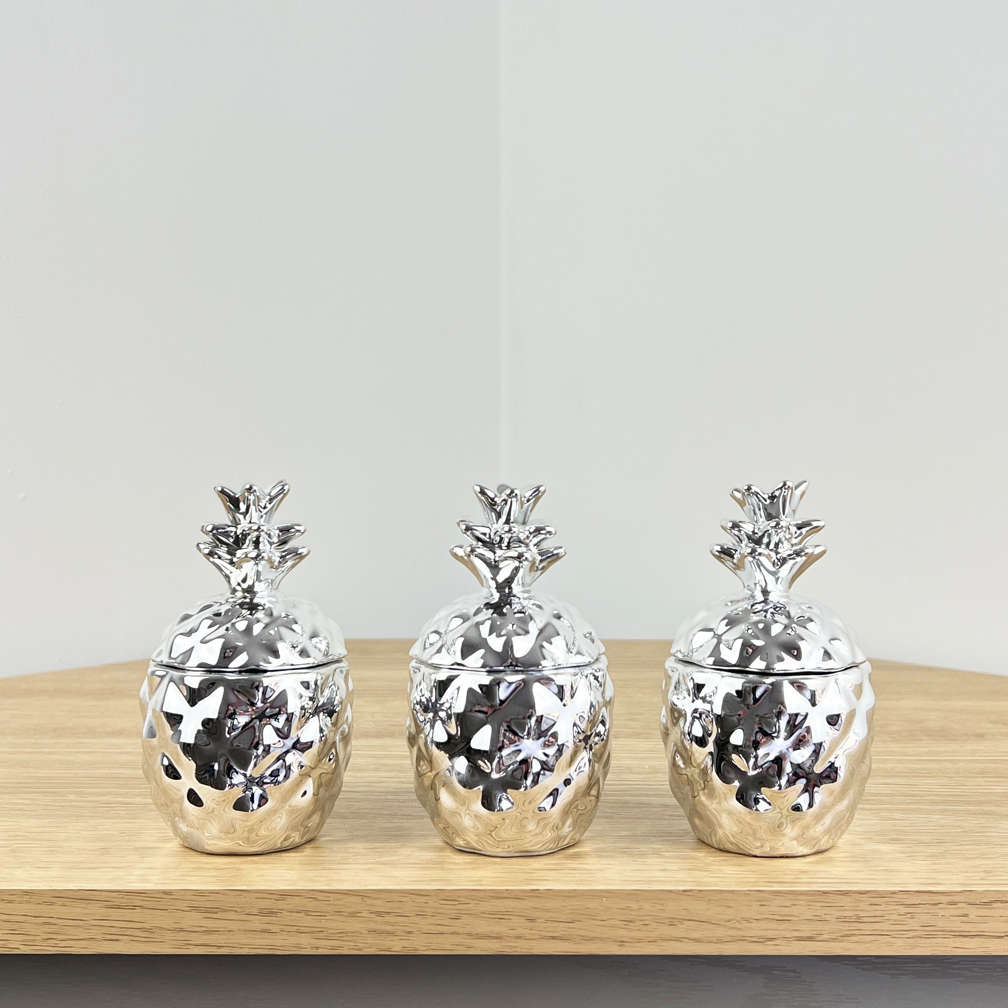 Set of 3 Miniature Pineapple Candles - Linen Scented