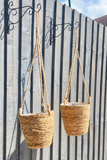 Set of 2 Hanging Woven Grass Planters