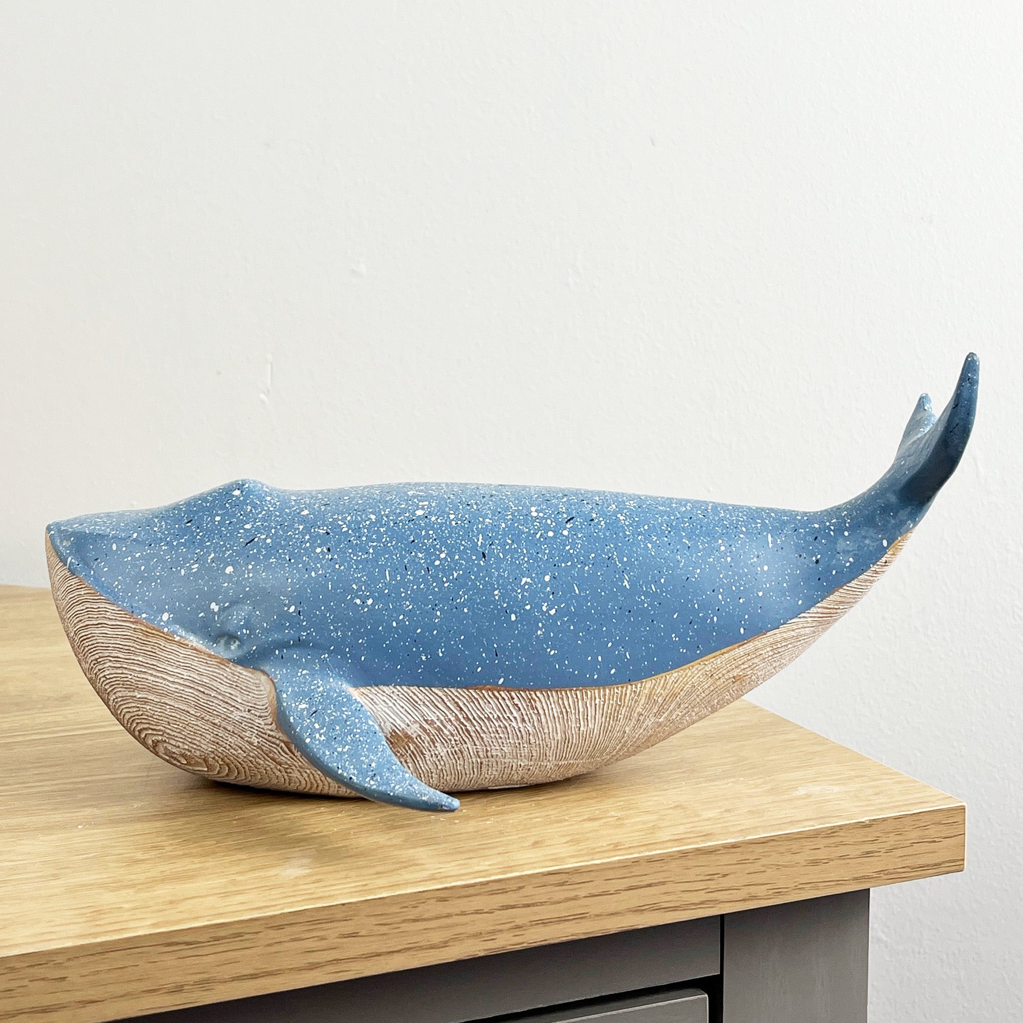 25cm Rustic Whale Ornament - Resin