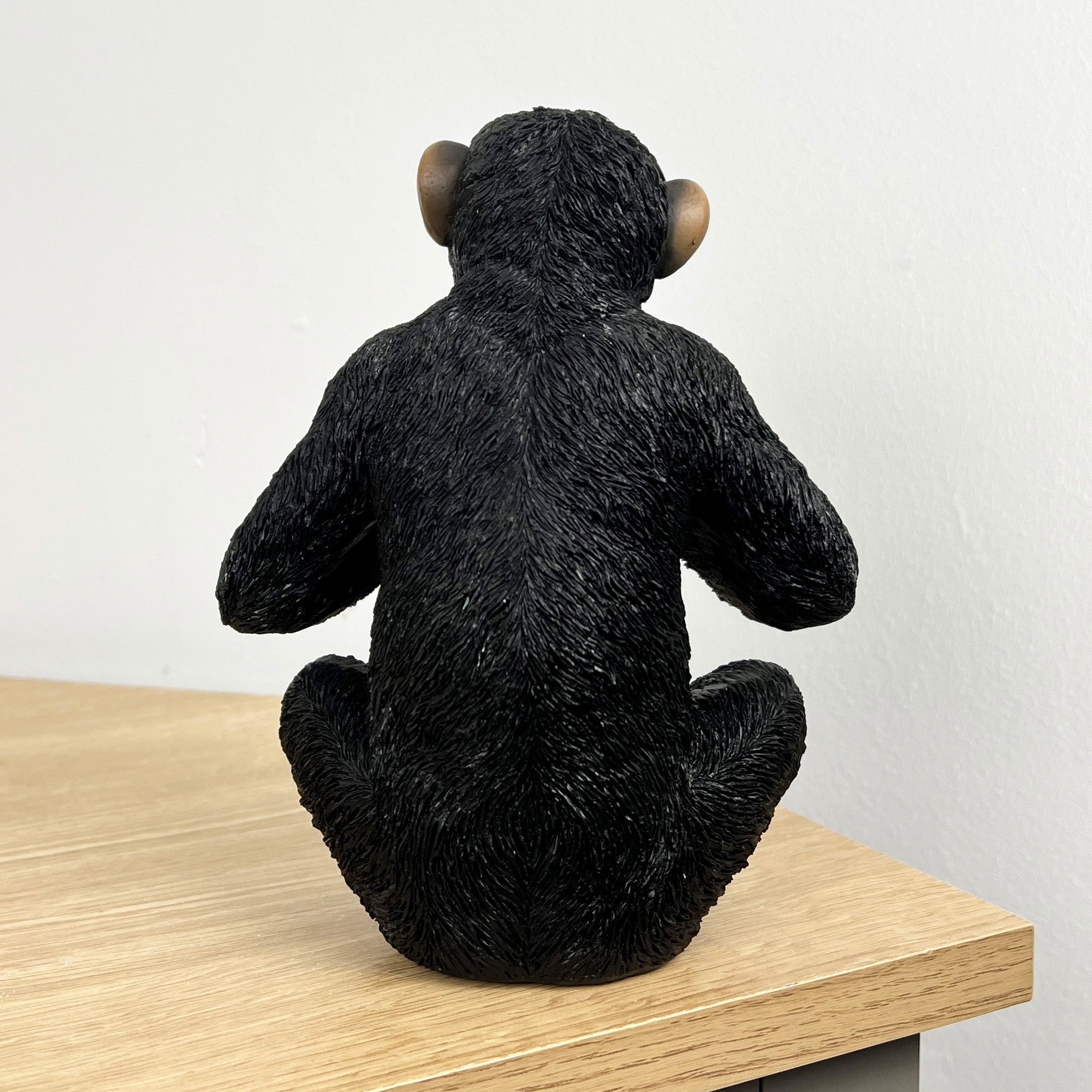18.5cm Heart Hands Monkey Ornament - Resin