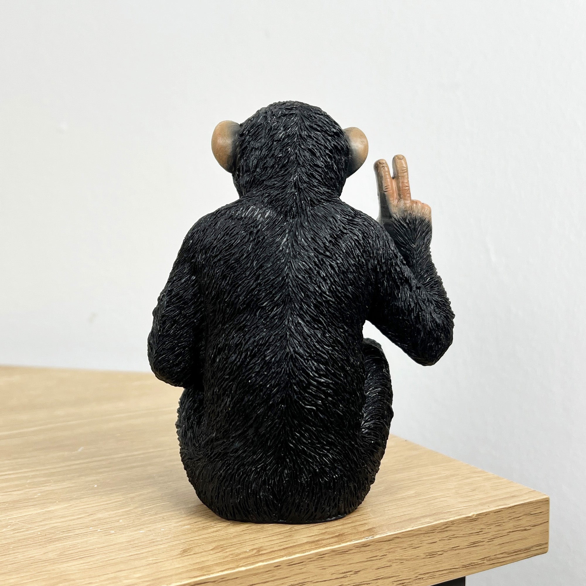 12cm Peace Sign Monkey Ornament - Resin