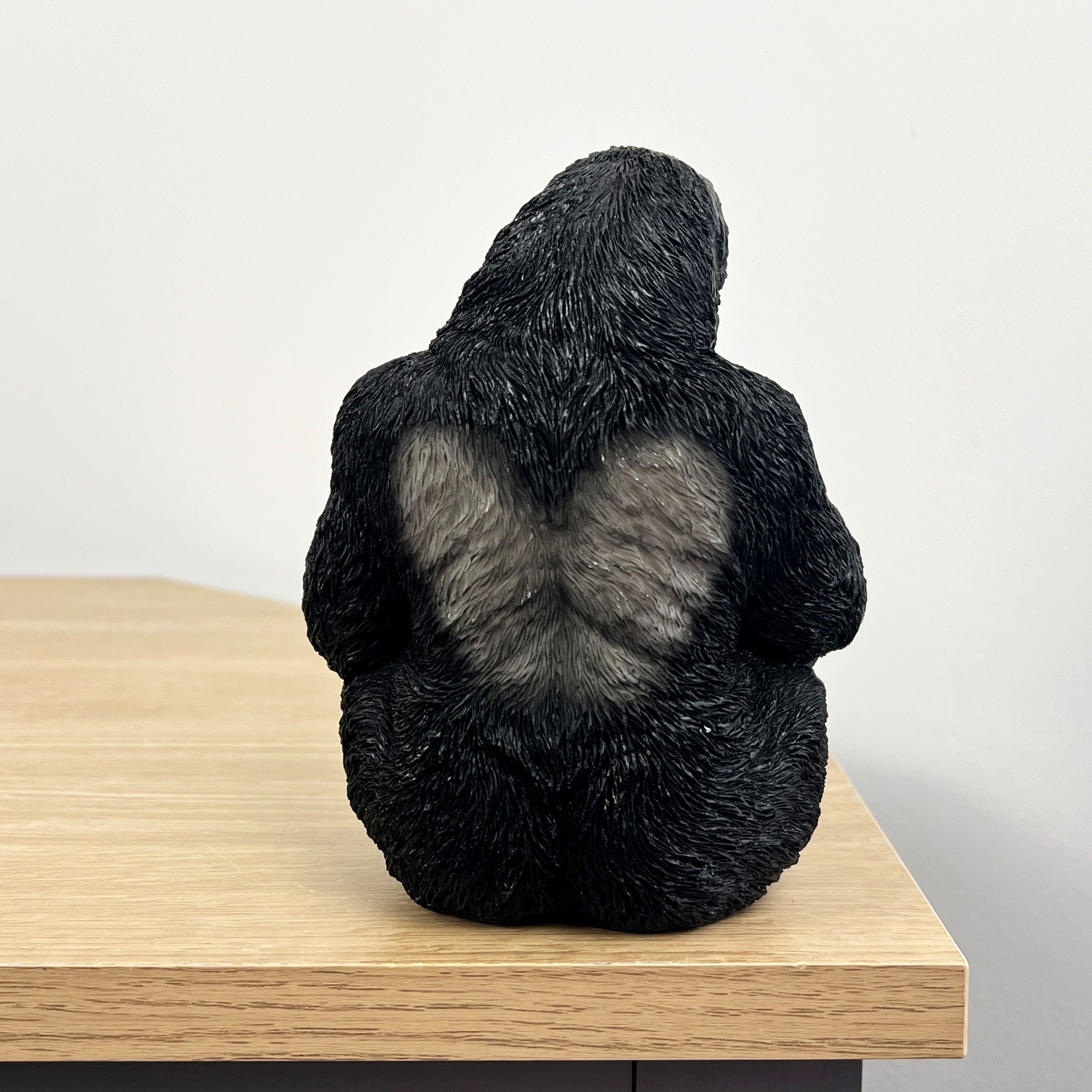 15cm Up Yours Middle Finger Gorilla Ornament – Resin