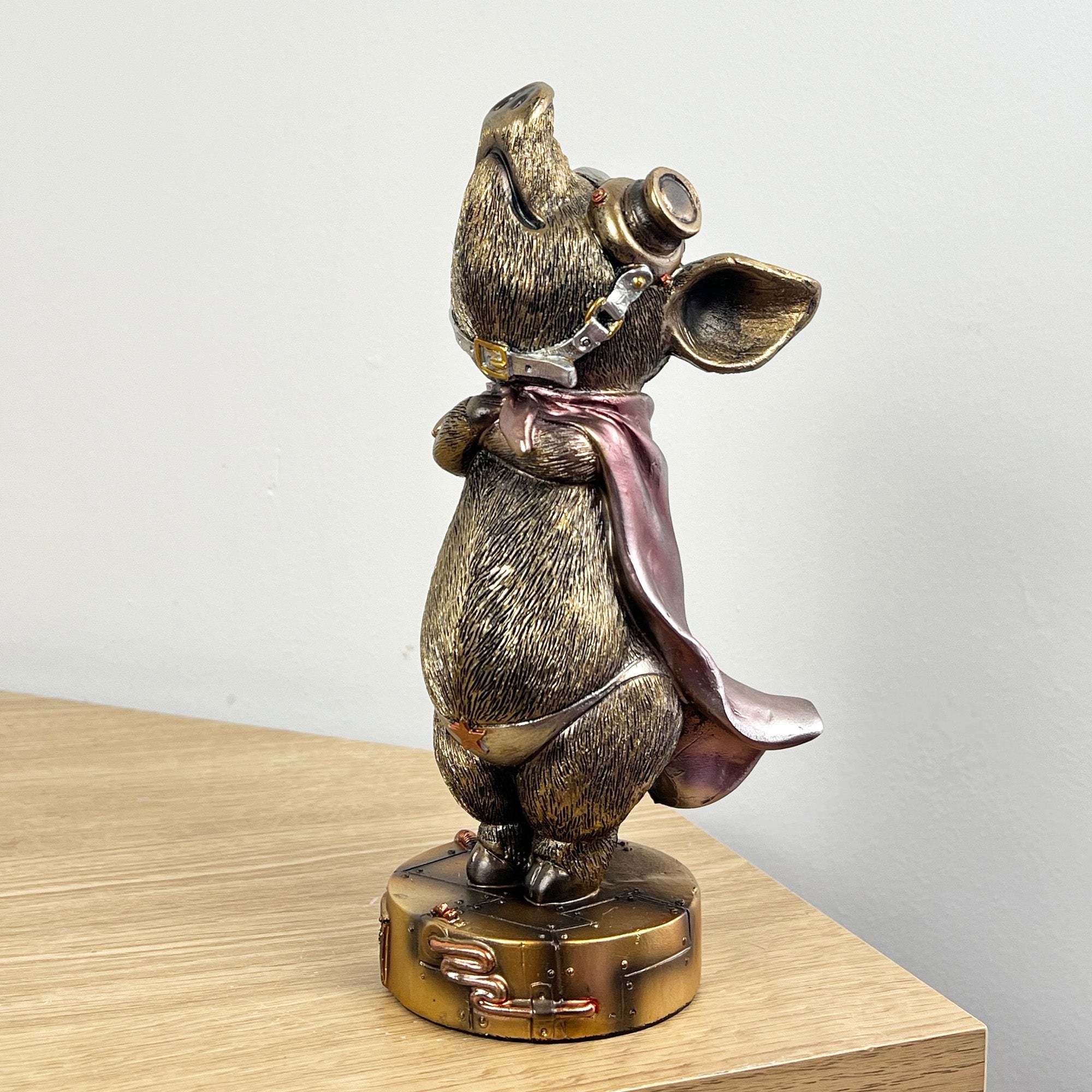 21.5cm Steampunk Super Pig Ornament – Resin