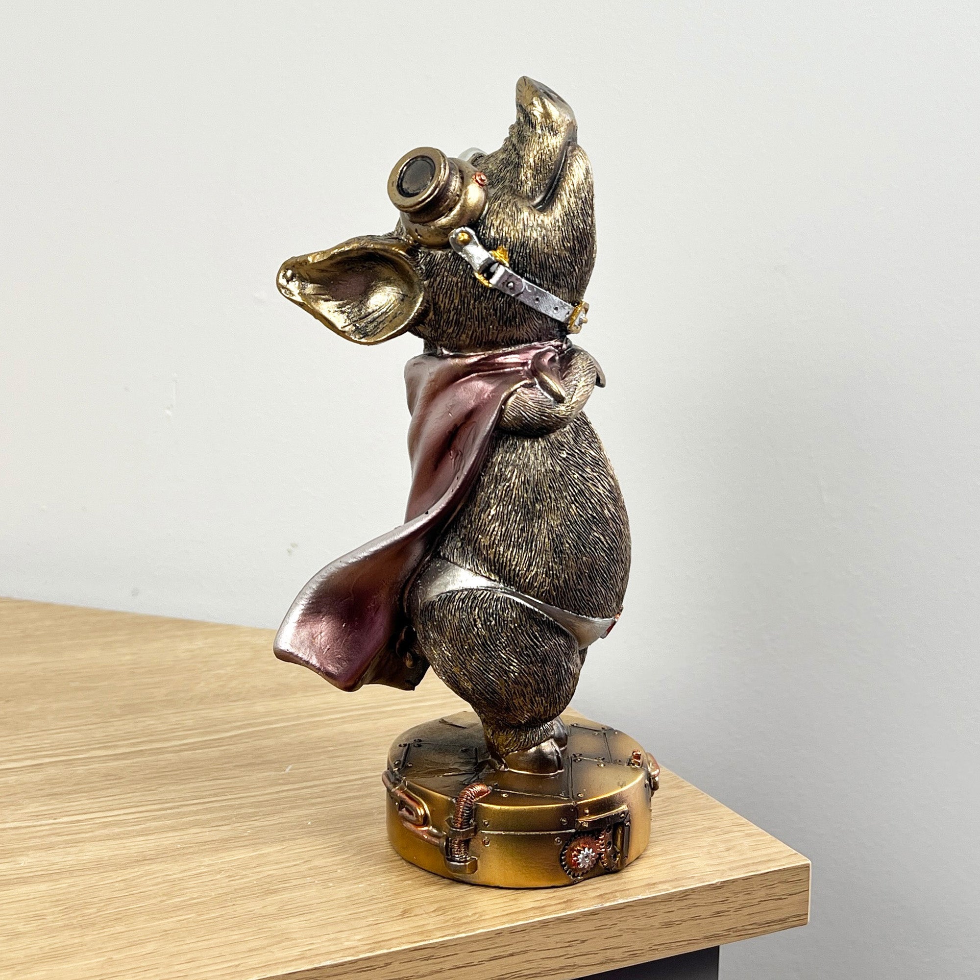 21.5cm Steampunk Super Pig Ornament – Resin