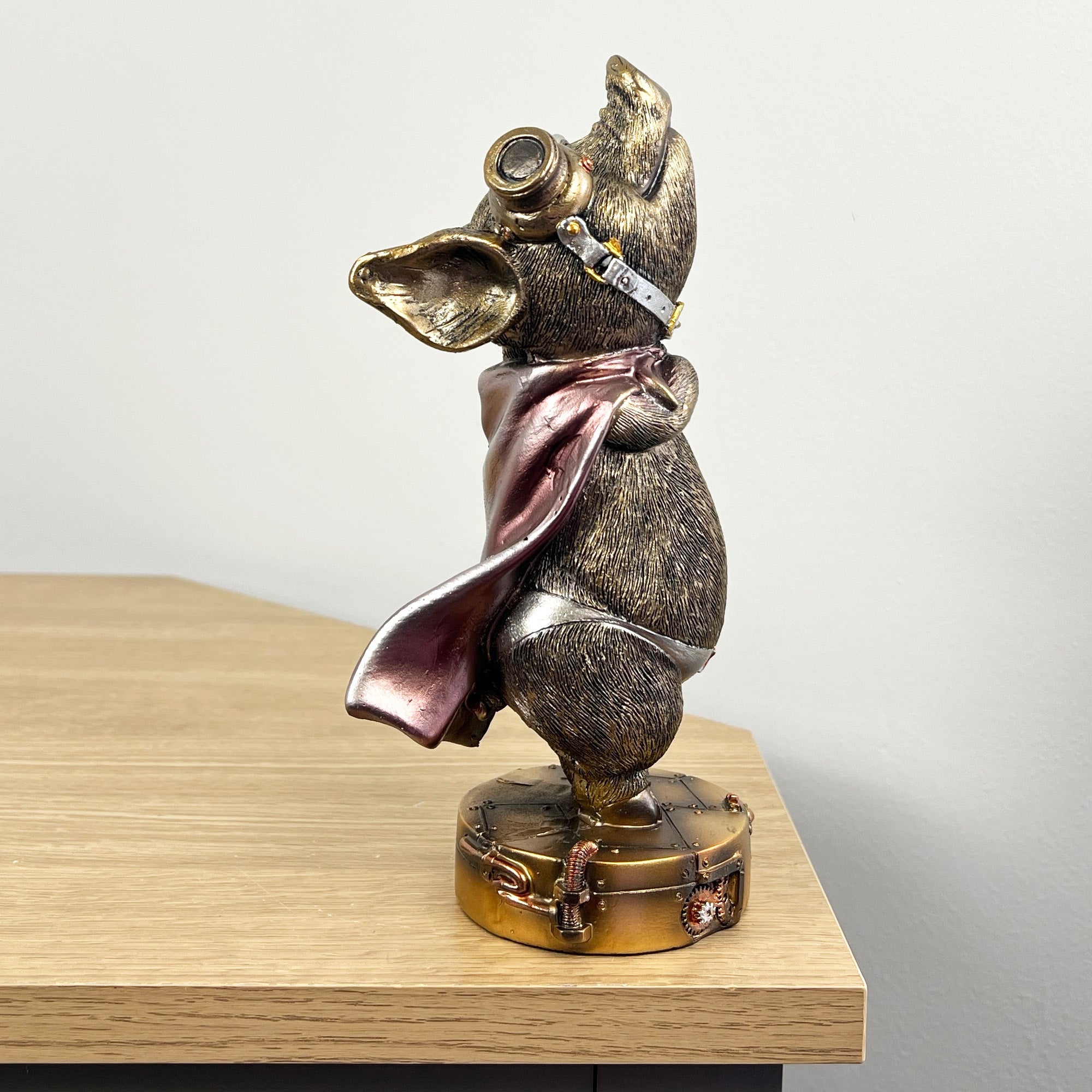 21.5cm Steampunk Super Pig Ornament – Resin