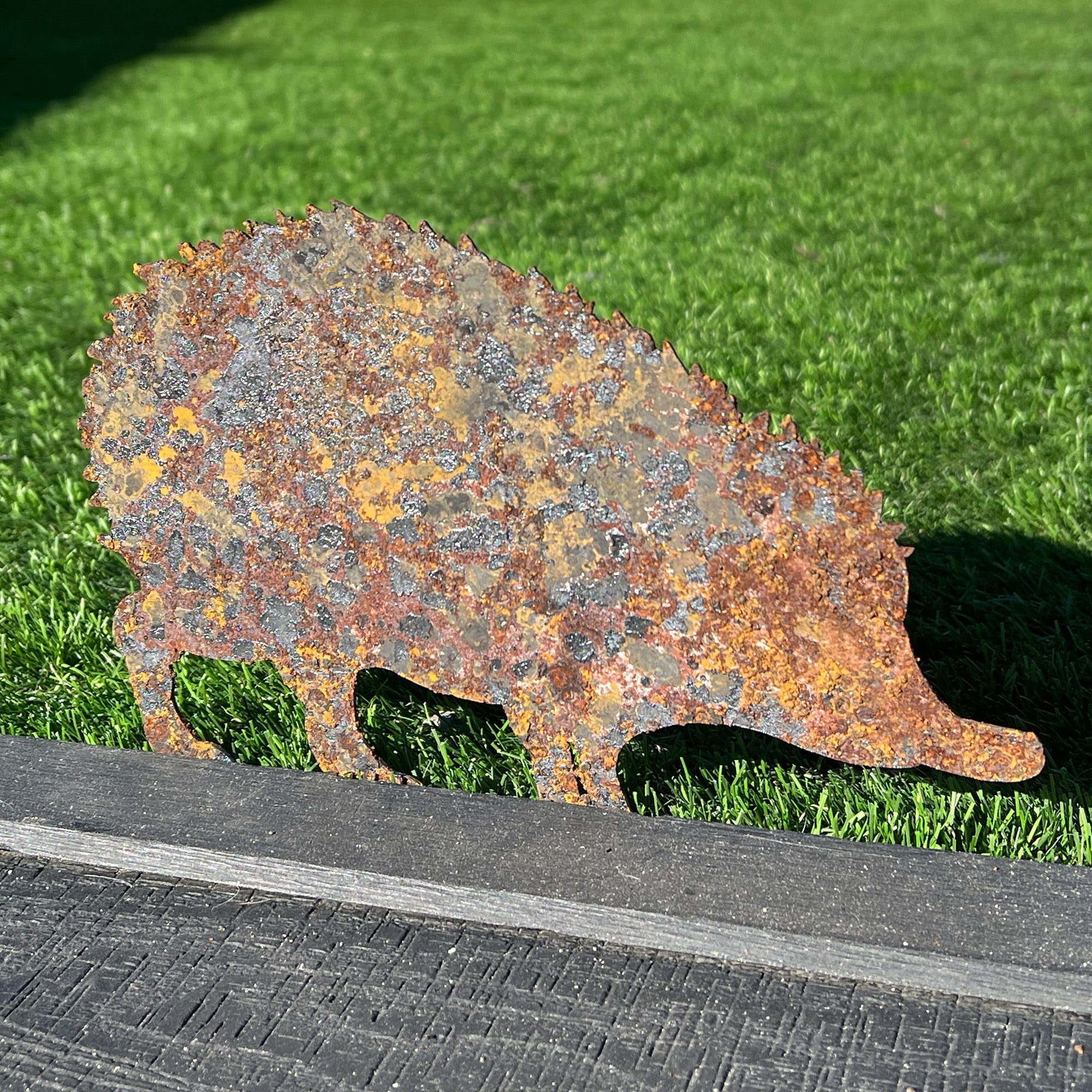 23cm Rusty Hedgehog Silhouette Garden Ornament - Metal