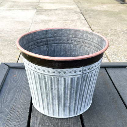 27cm x 21cm Rose Gold Rim Galvanised Zinc Planter - Round