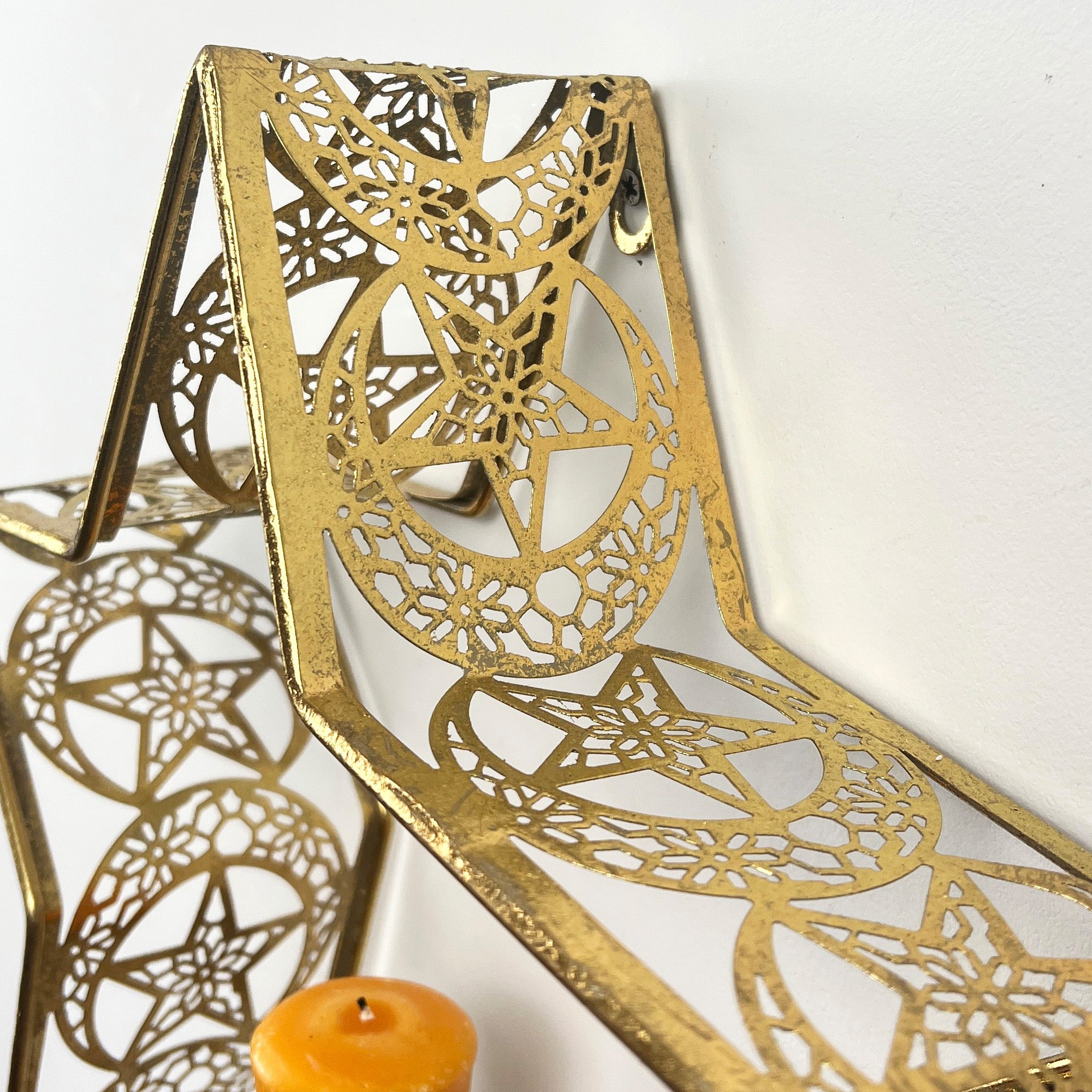 29cm Wall Mounted Gold Star Candle Holder – Metal