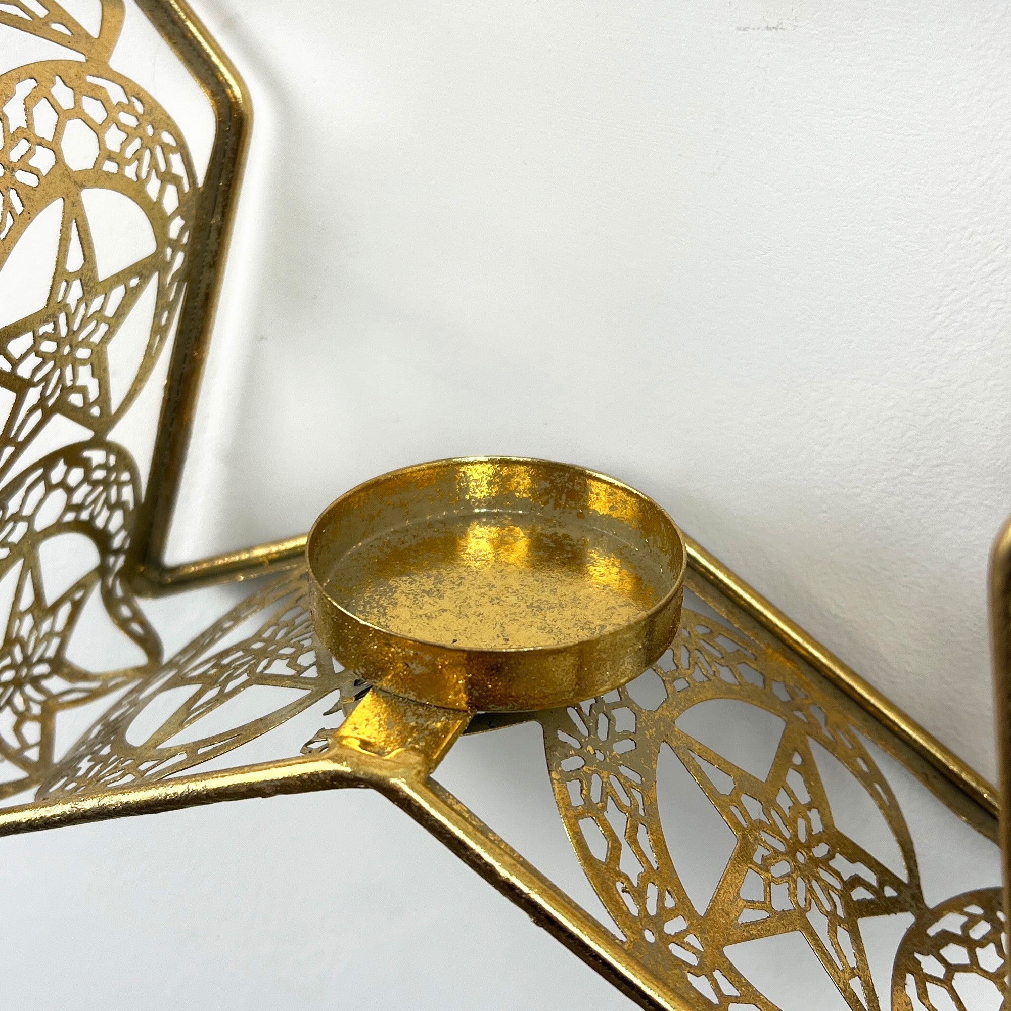 29cm Wall Mounted Gold Star Candle Holder – Metal