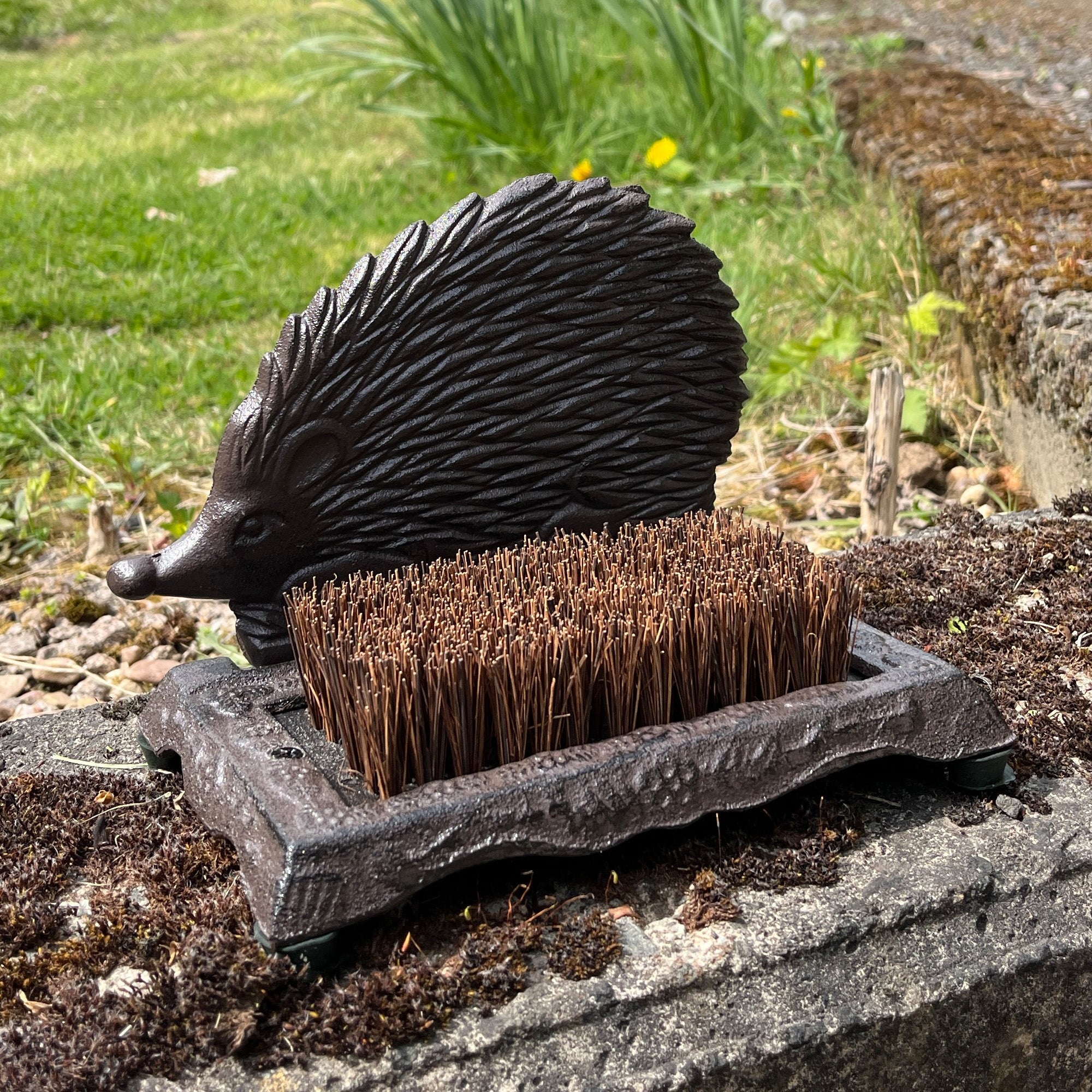 Hedgehog Boot Scraper – Cast Iron