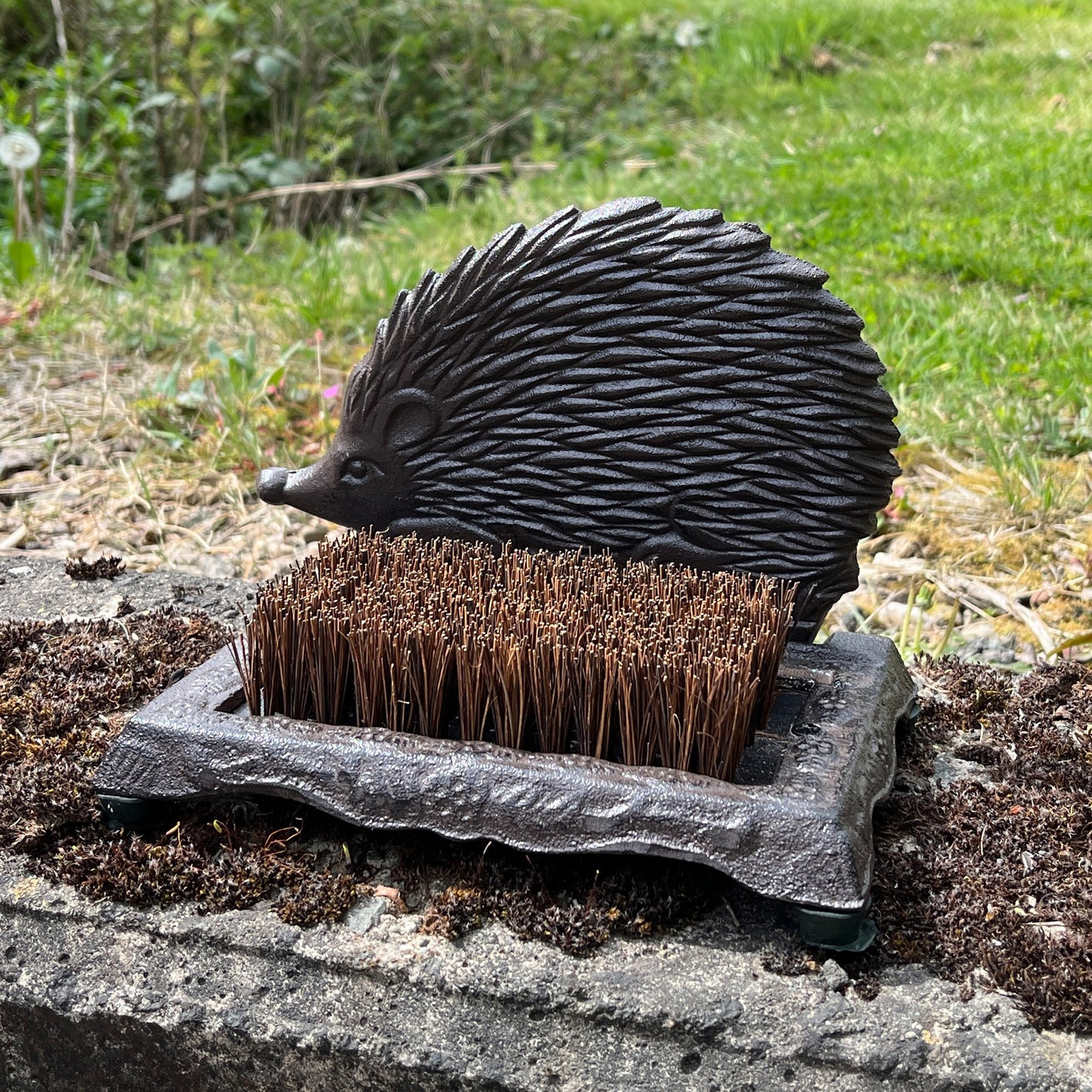 Hedgehog Boot Scraper – Cast Iron