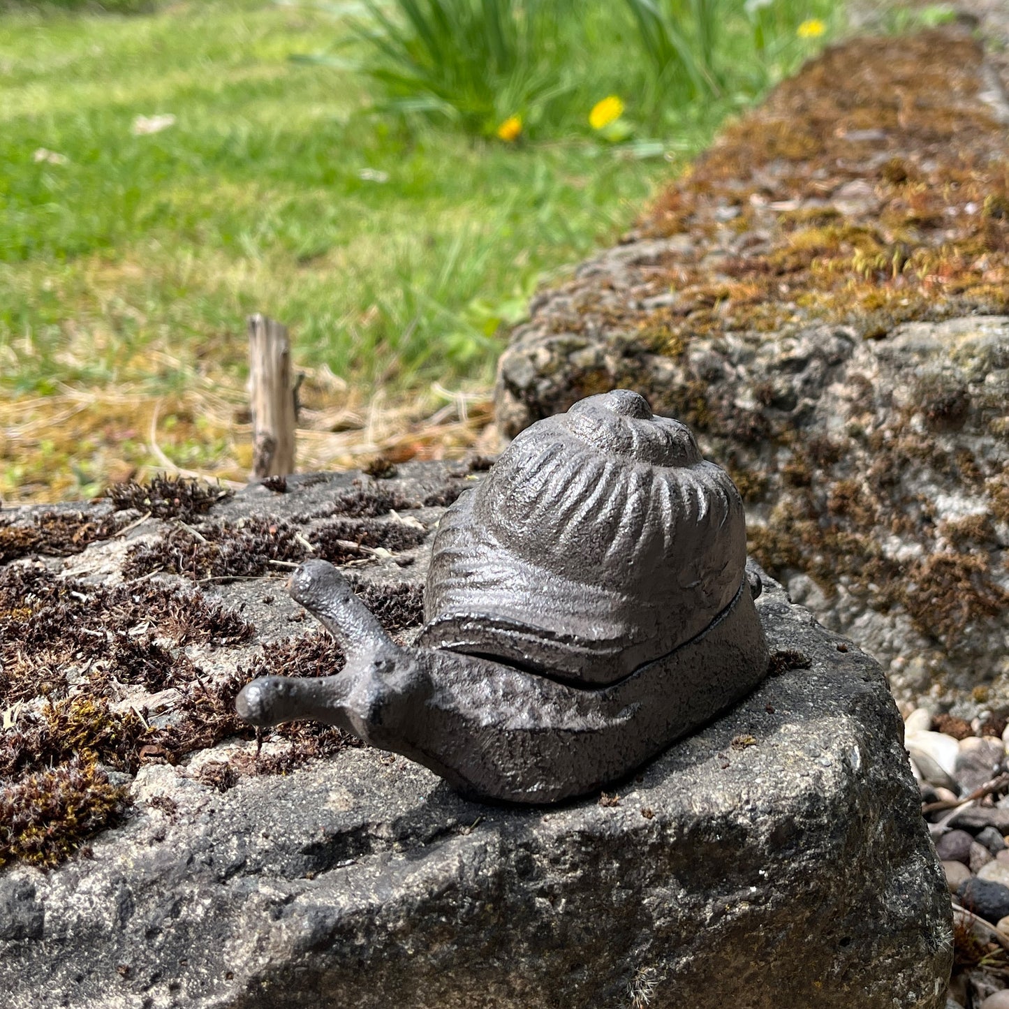 Snail Key Box Garden Ornament – Cast Iron