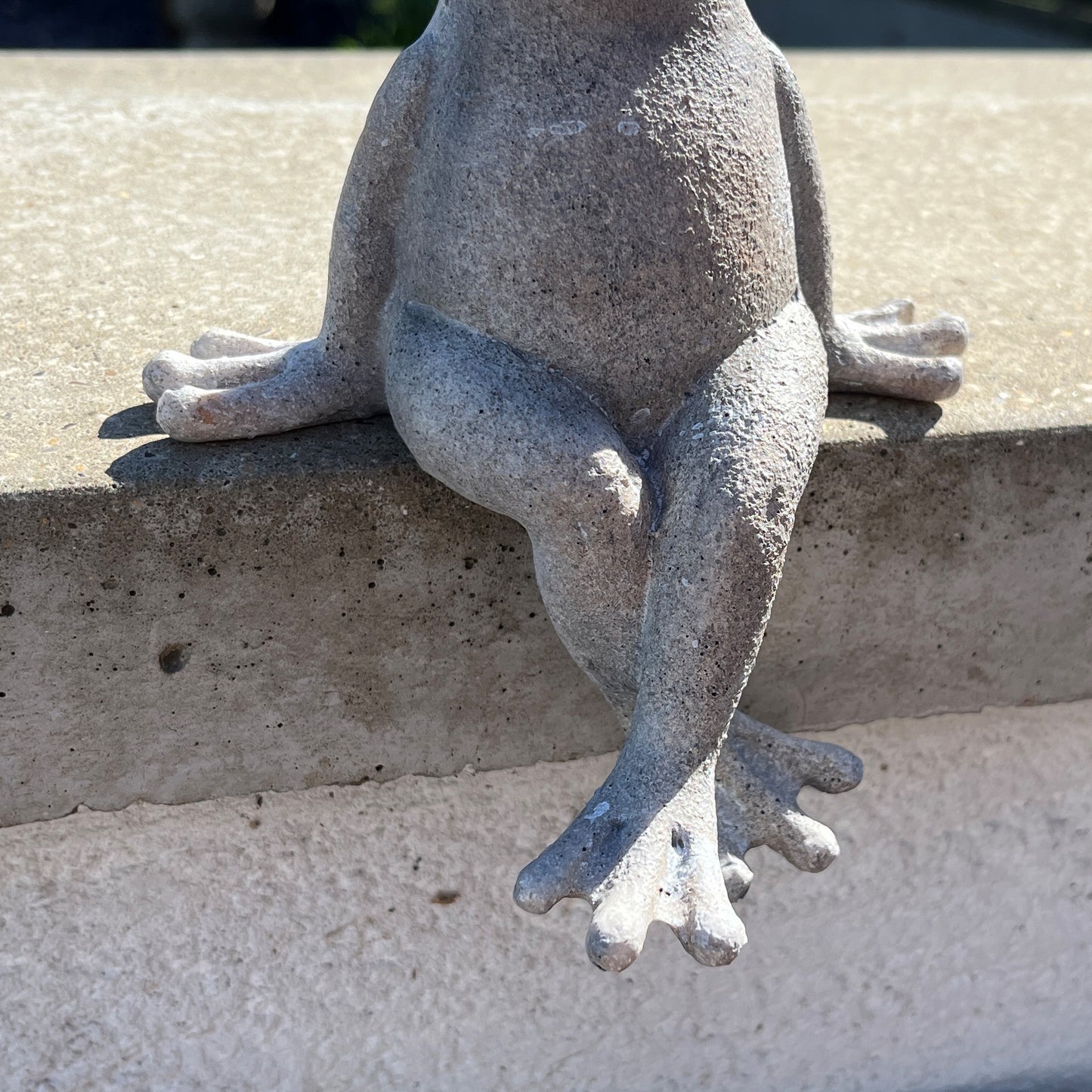 Frog Garden Wall Ornament - Resin