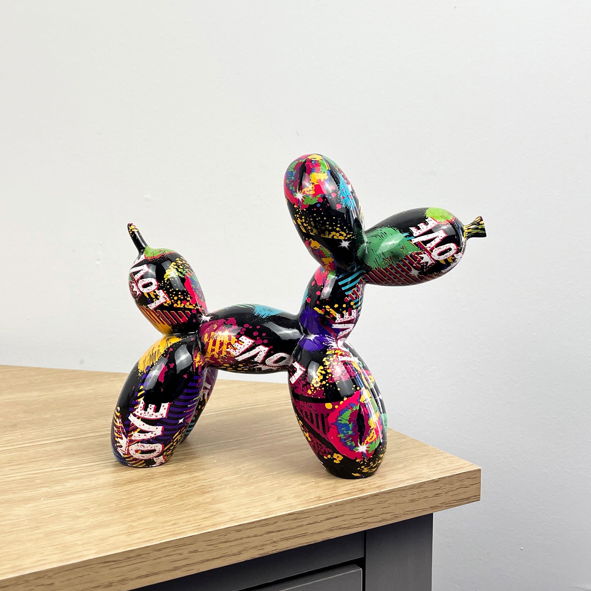 16.5cm Black LOVE Balloon Dog Ornament / Sculpture - Resin