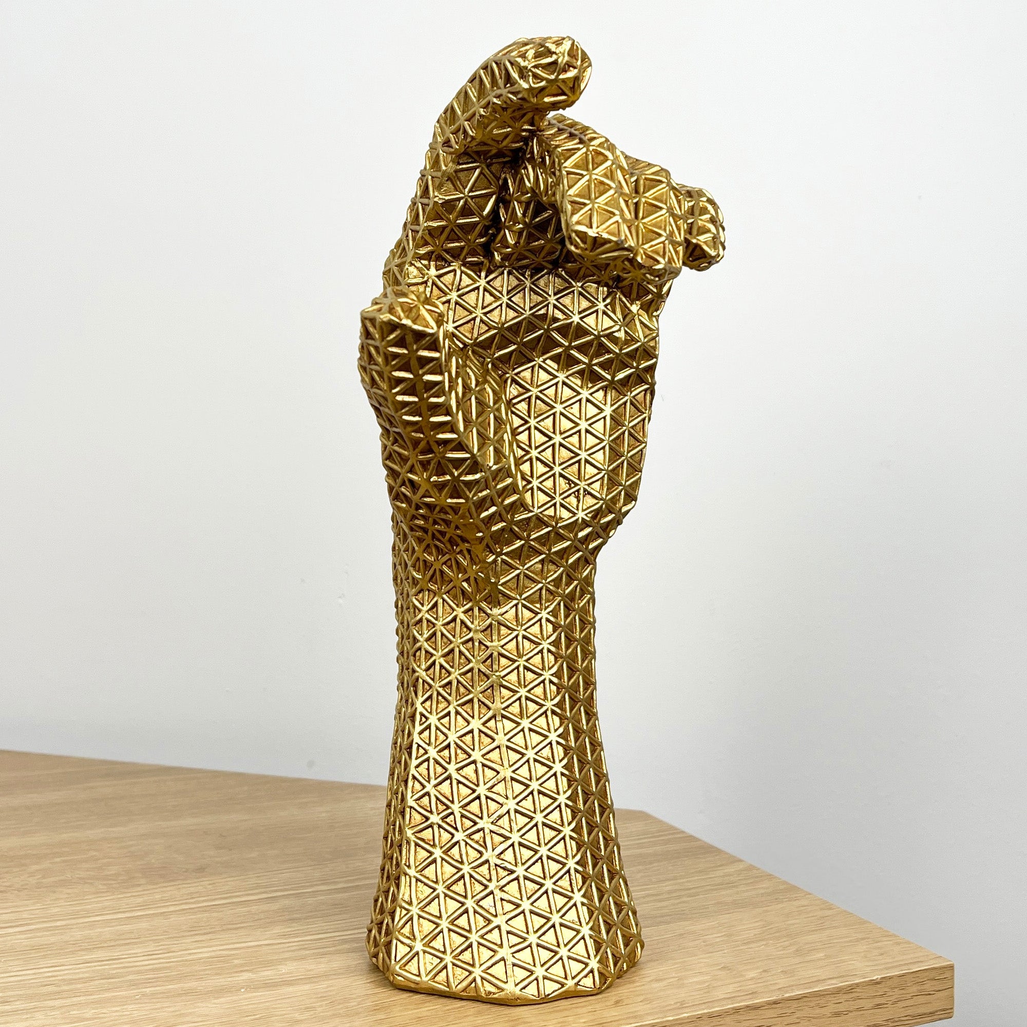 28cm Gold Hand Ornament – Resin