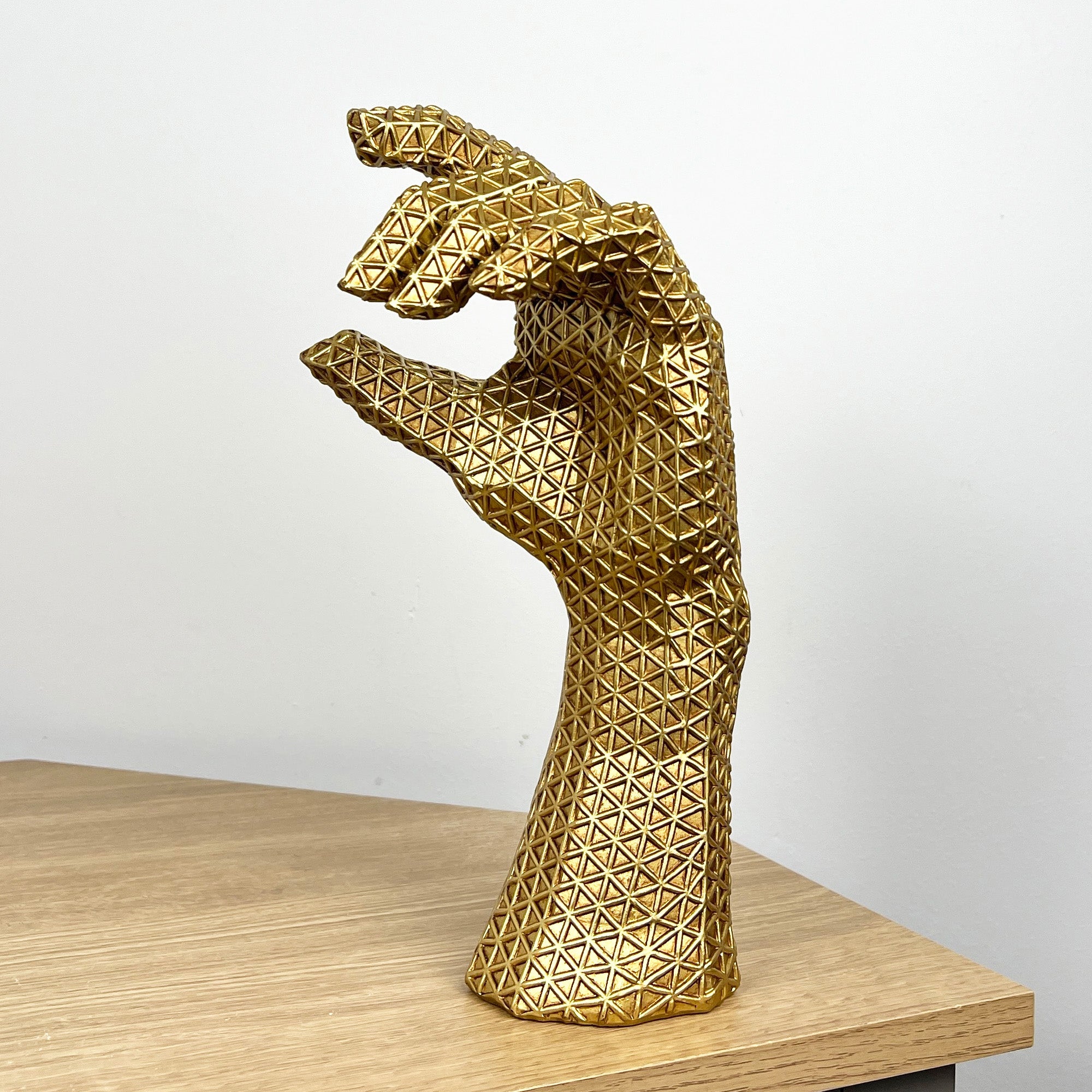 28cm Gold Hand Ornament – Resin