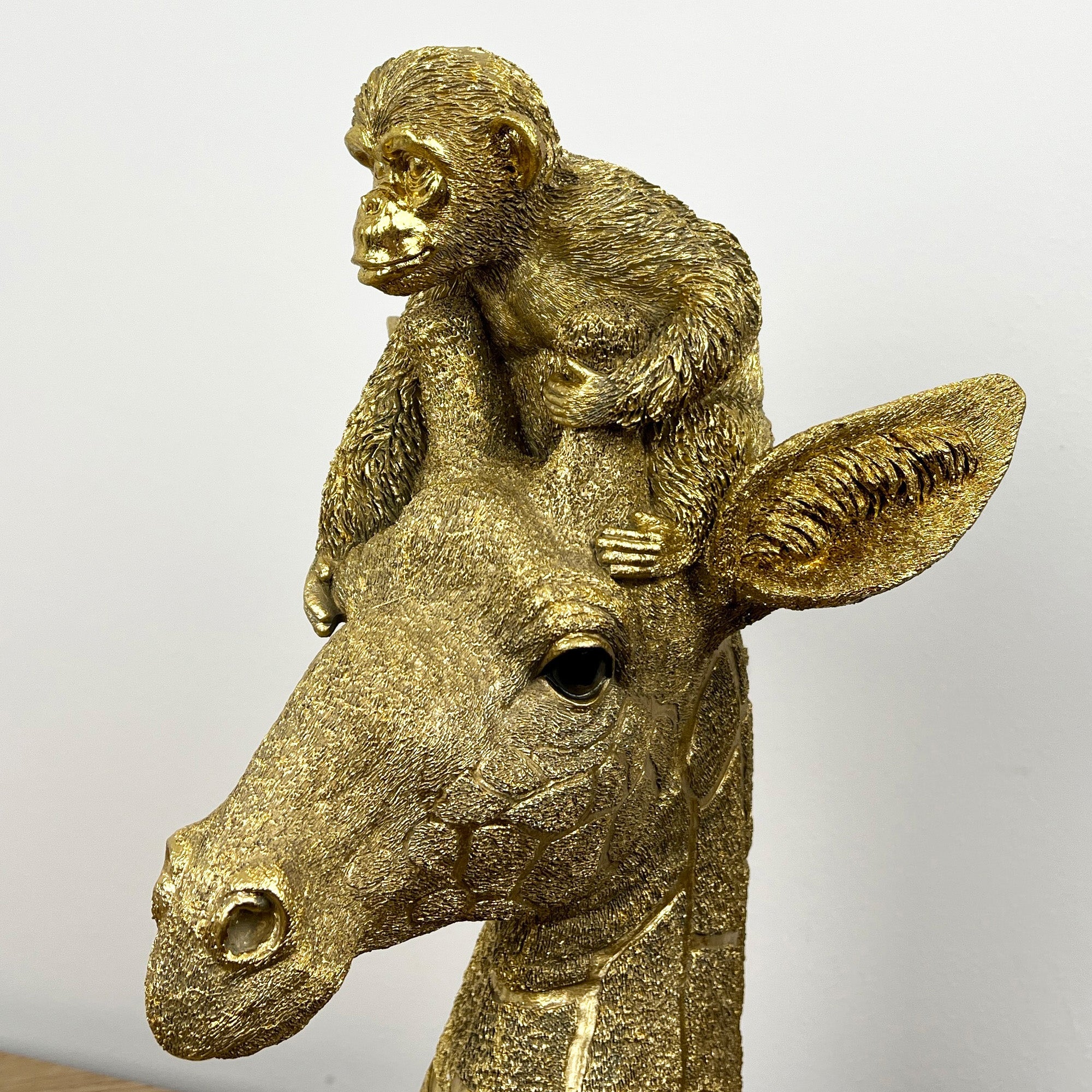 39.5cm Gold Giraffe & Monkey Ornament - Resin
