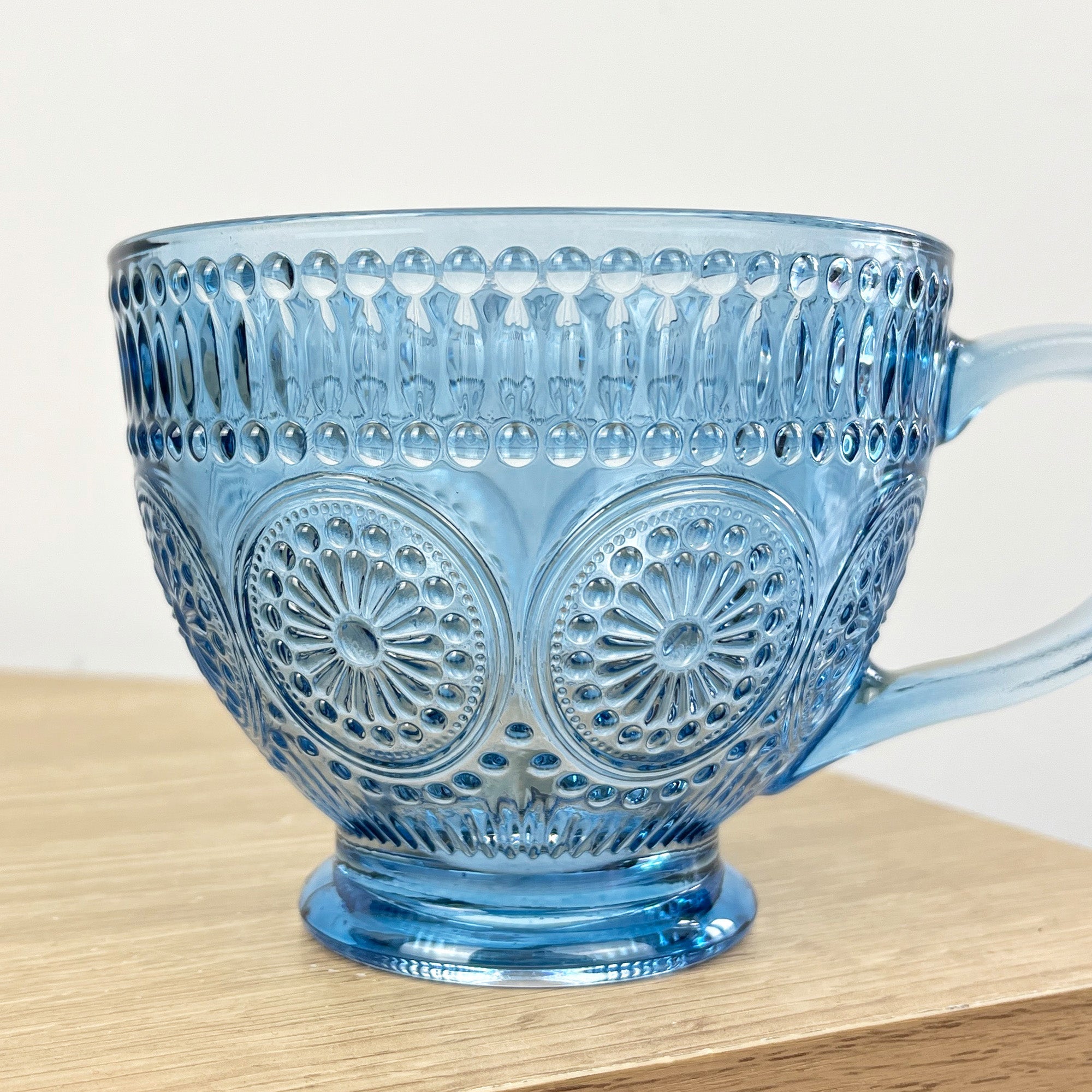 Set of 2 Vintage Style Glass Mugs – Blue