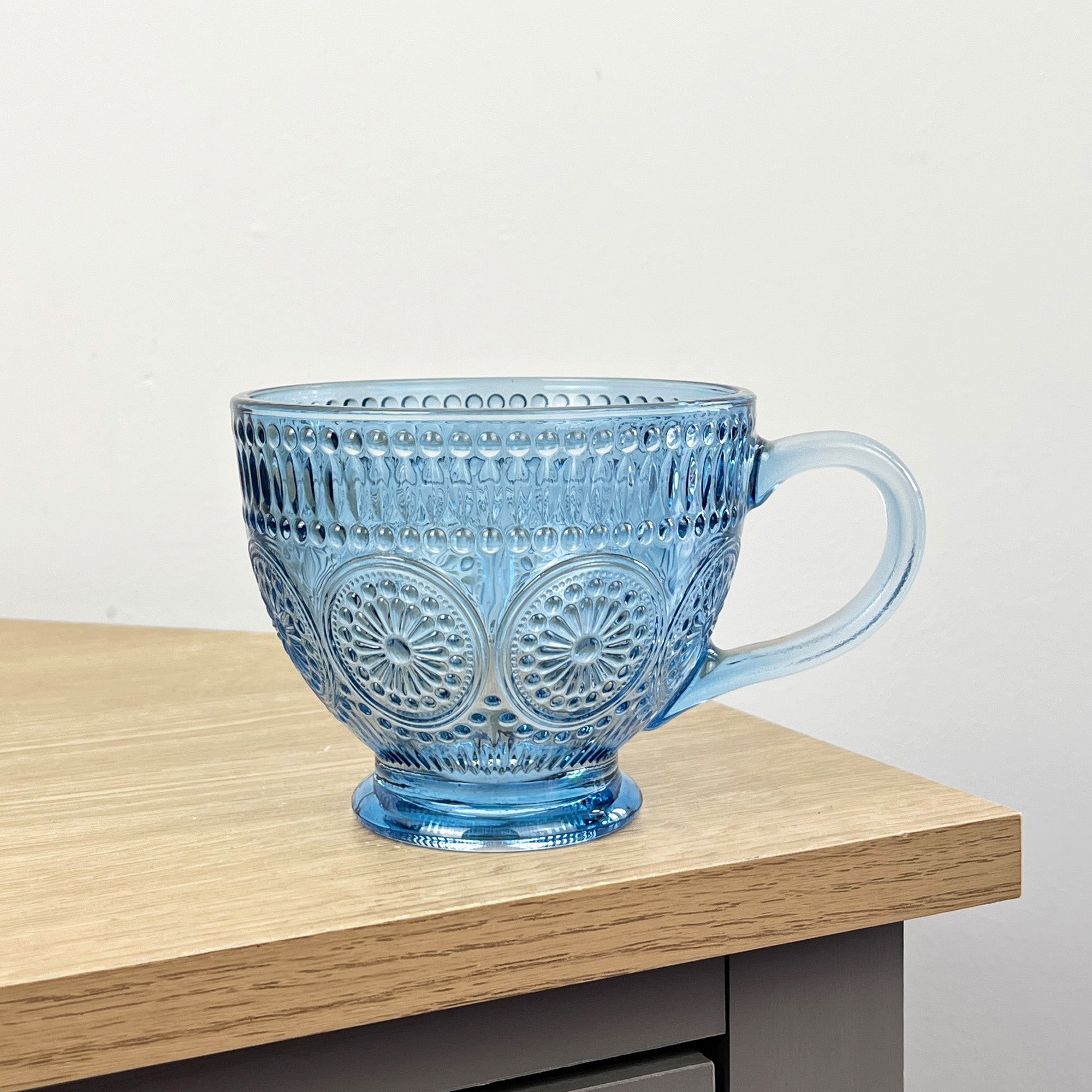 Set of 2 Vintage Style Glass Mugs – Blue