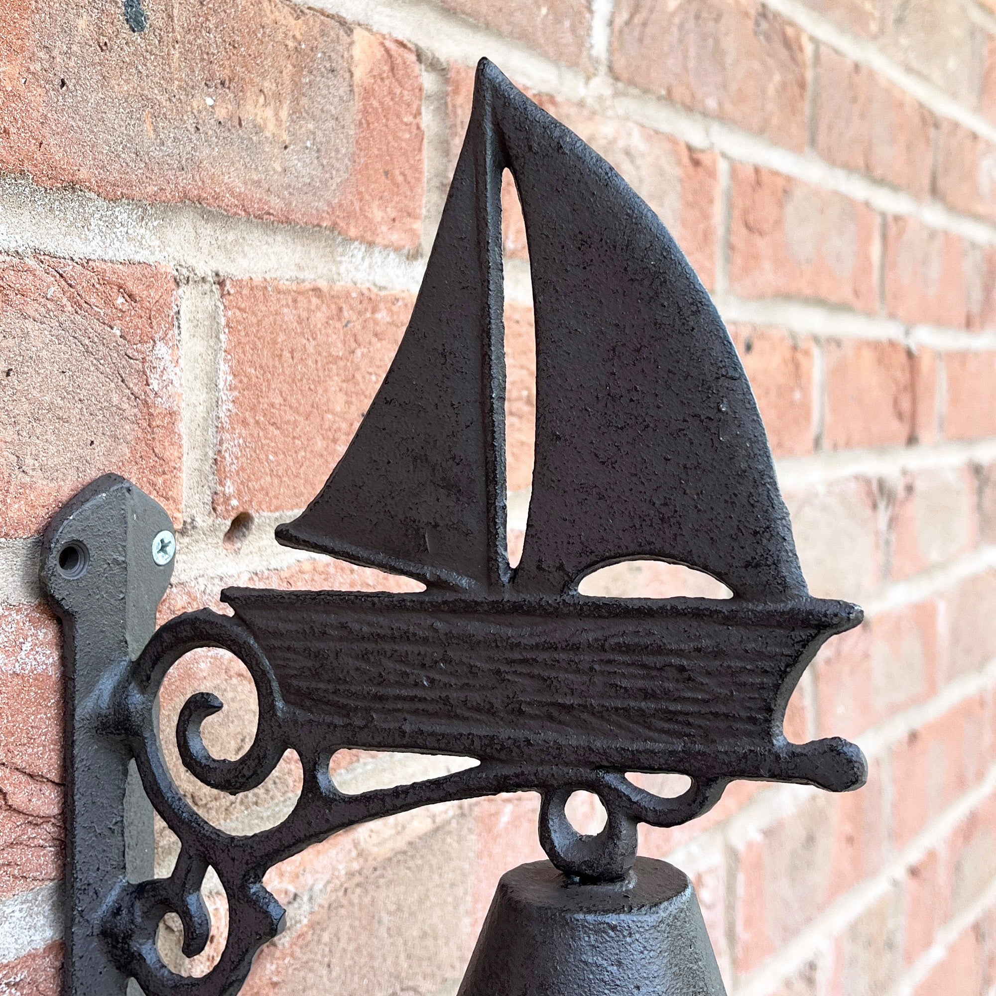 23cm Nautical Ship Garden Wall Bell – Cast Iron