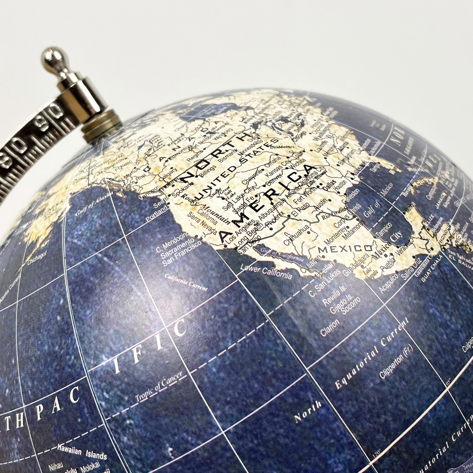 27cm Tall Rotating Globe Ornament - Blue & Silver