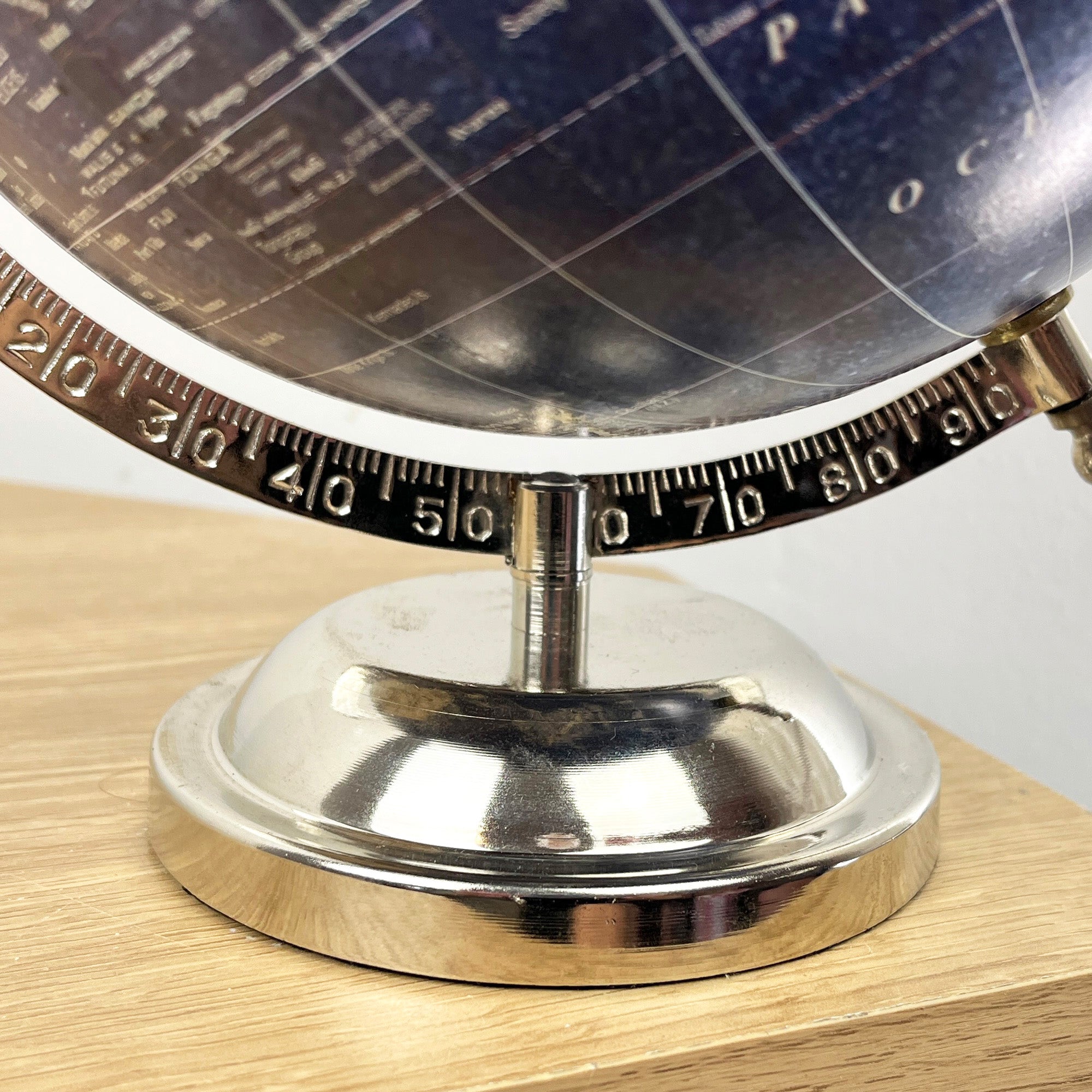27cm Tall Rotating Globe Ornament - Blue & Silver