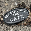 Oval 'Please Close the Gate' Wall Sign / Plaque - Cast Iron