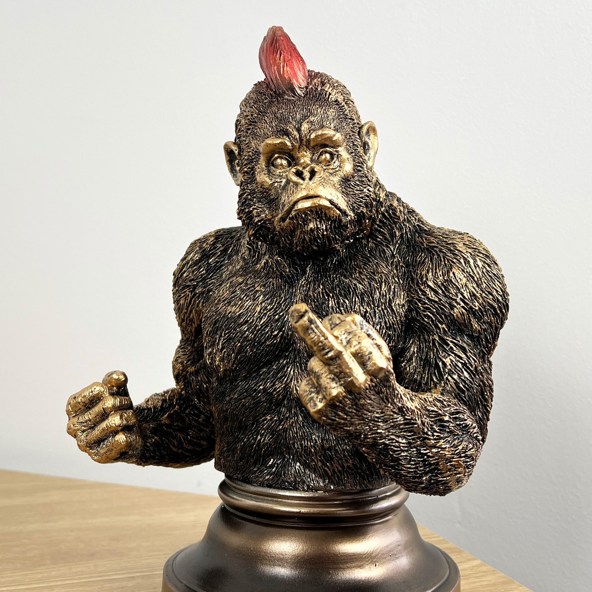 27cm Middle Finger Punk Gorilla Bust Ornament - Resin
