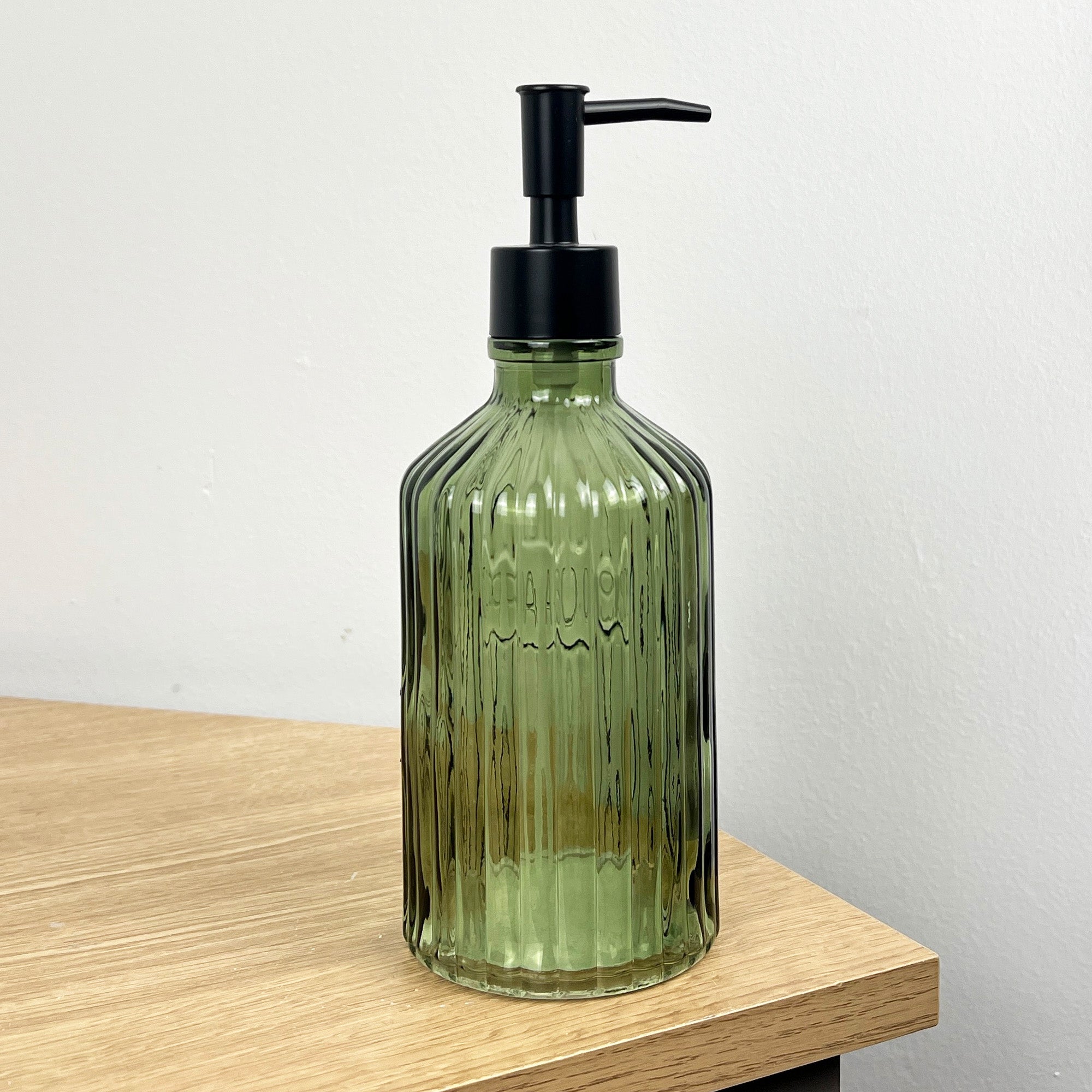 2 Piece Ribbed Glass Bathroom Sink Accessories Set - Green