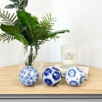Set of 3 Decorative Balls for Bowls – White & Blue