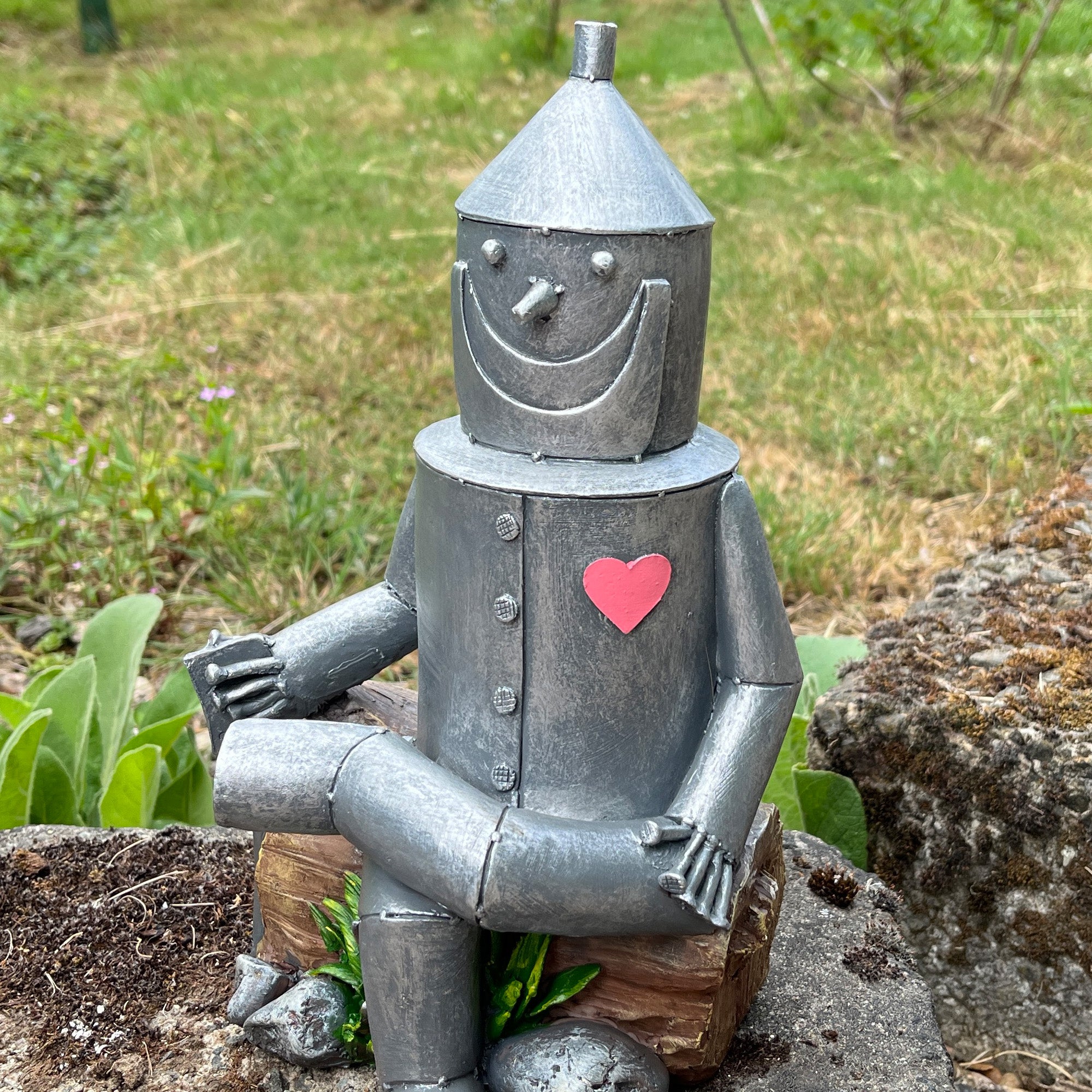 20.5cm Resin Tin Man Sitting on Log Garden Ornament