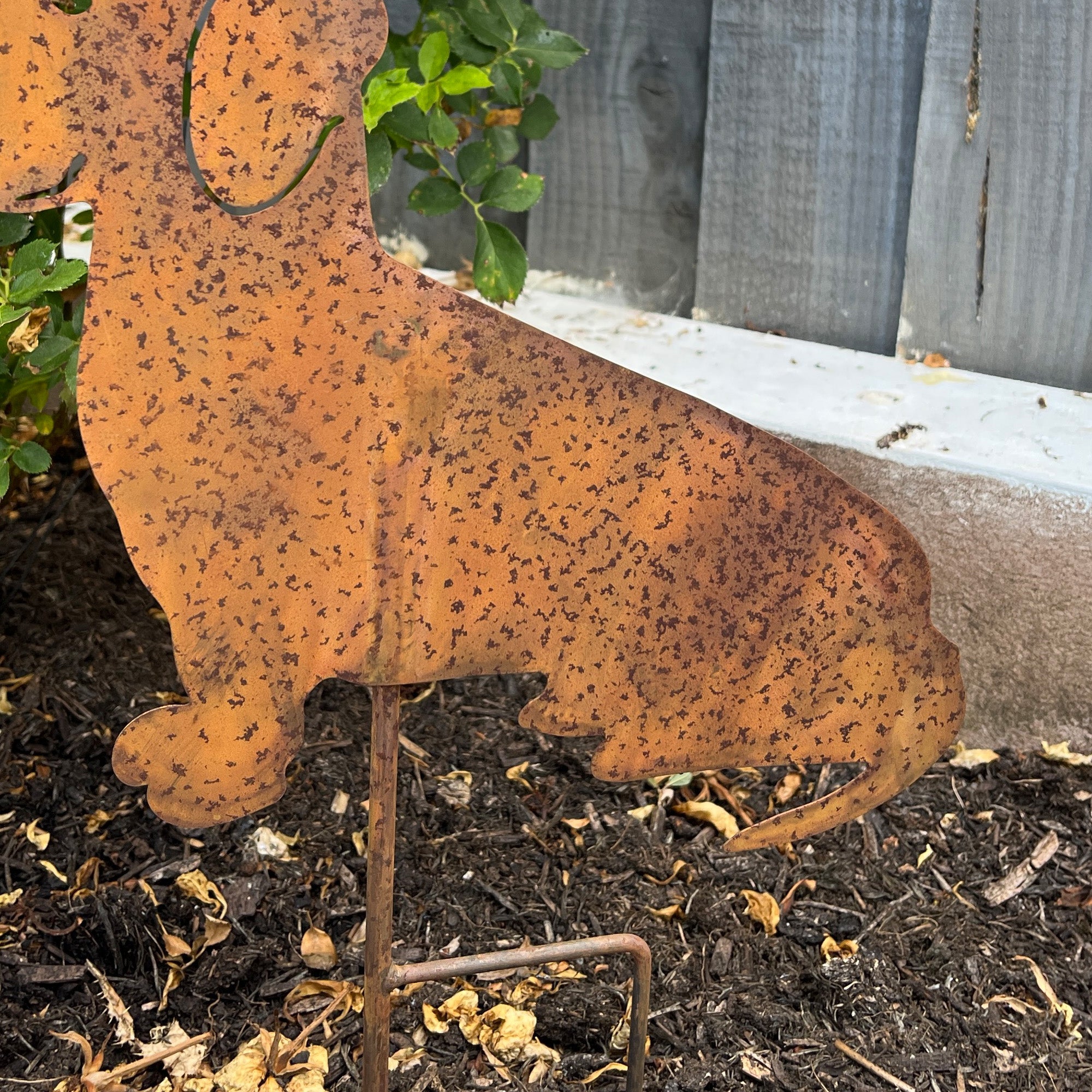 Sitting Dog Metal Stake Garden Ornament - Rusty